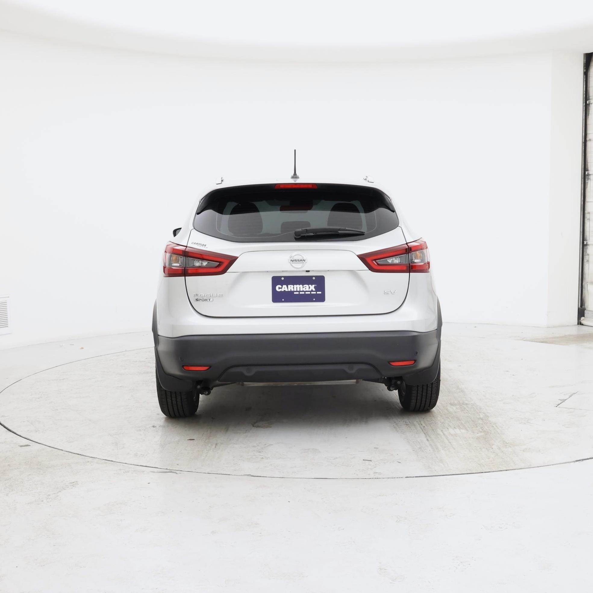 Thumbnail: 2021 Nissan Rogue Sport - 6