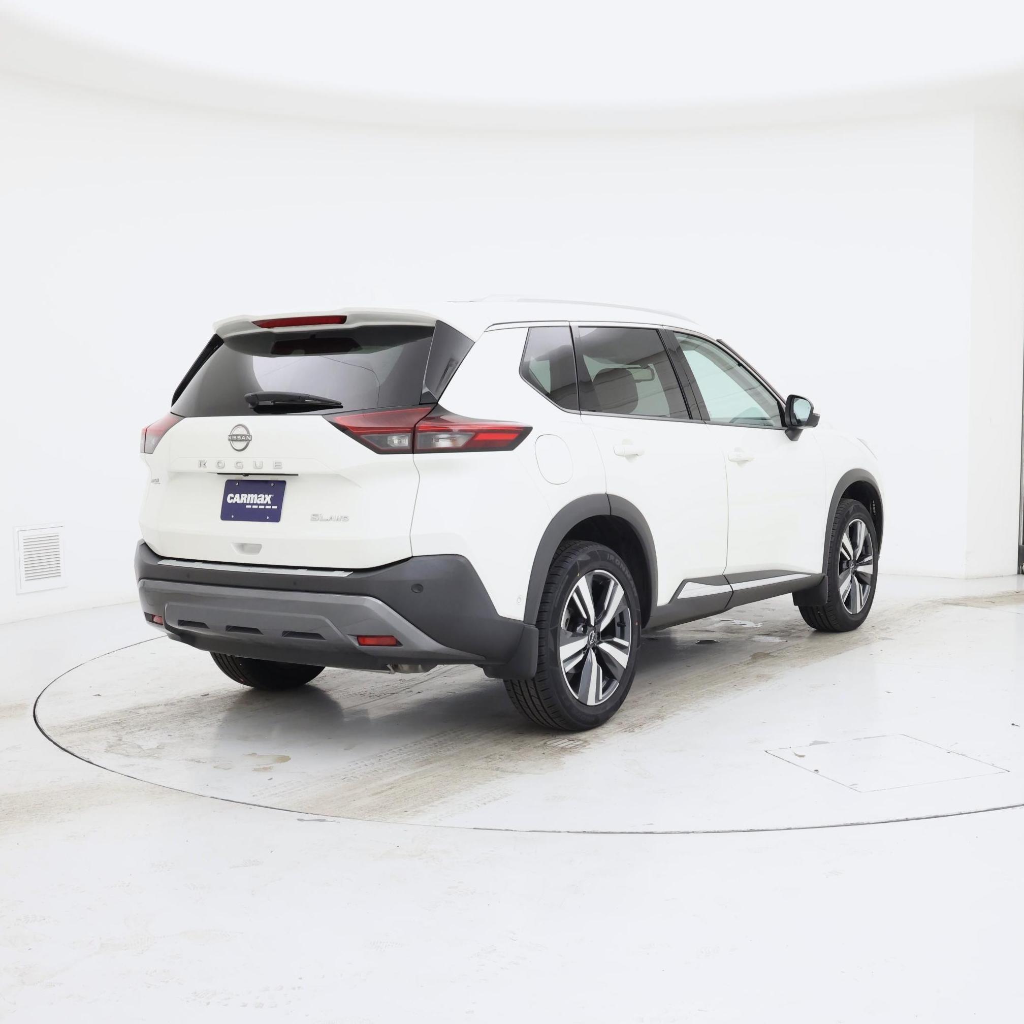 Thumbnail: 2023 Nissan Rogue - 8