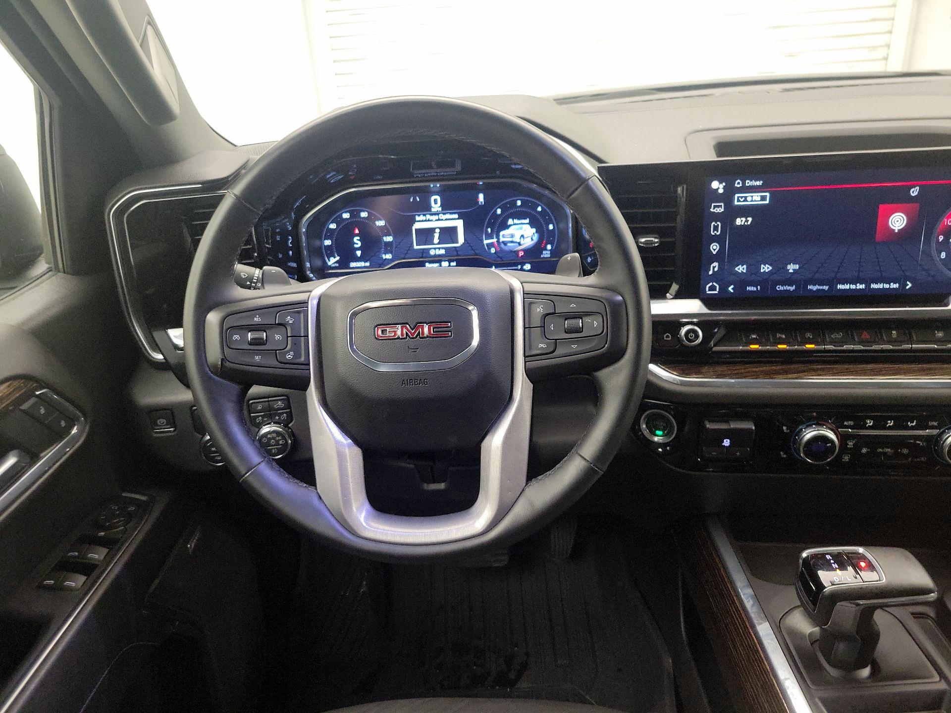 Thumbnail: 2023 GMC Sierra 1500 - 10