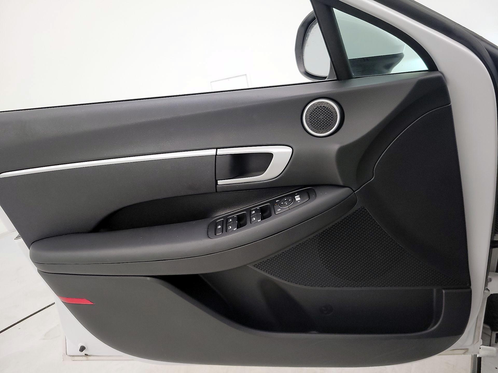 Thumbnail: 2025 Hyundai Sonata - 12