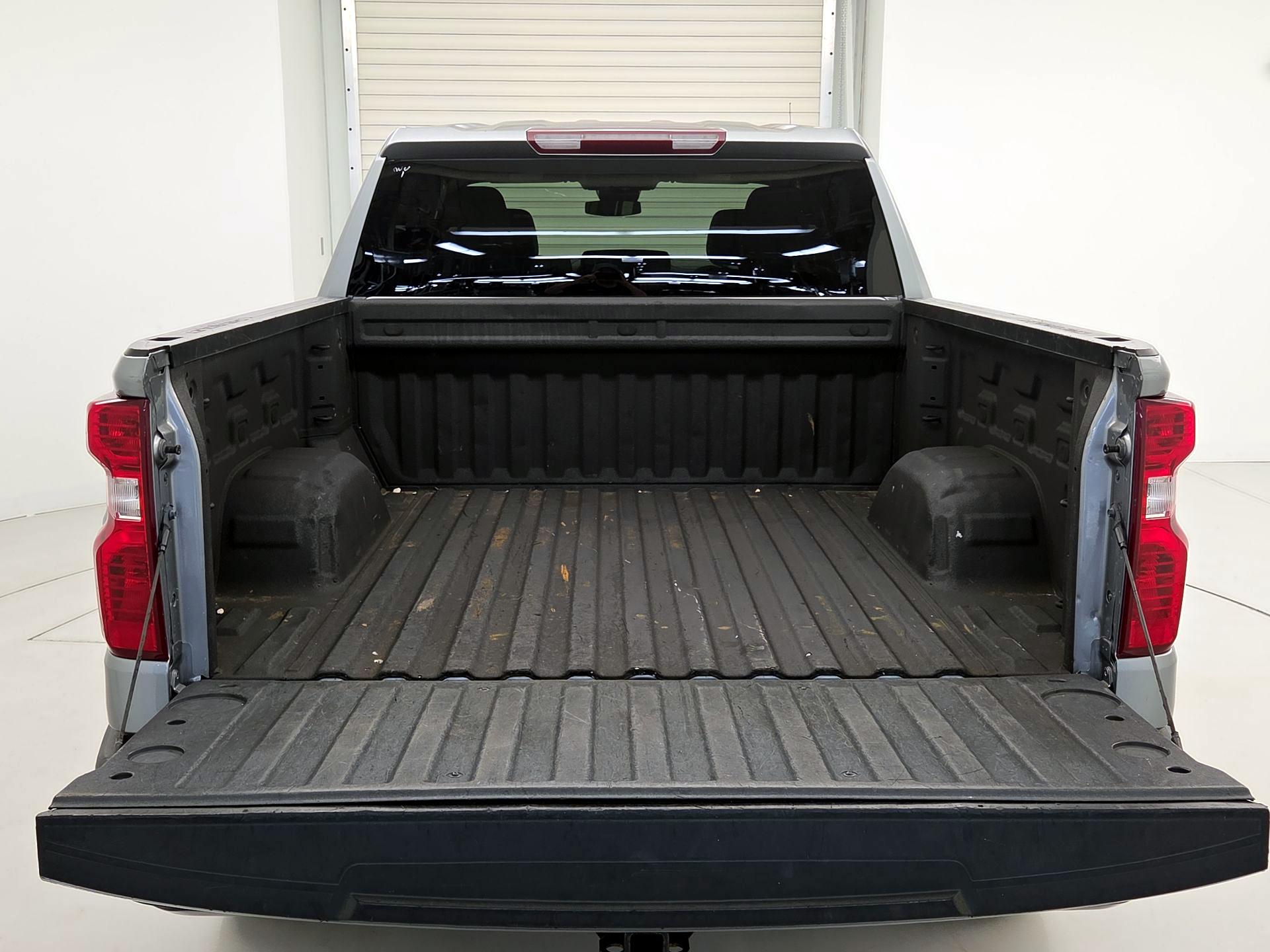 Thumbnail: 2023 Chevrolet Silverado 1500 - 20
