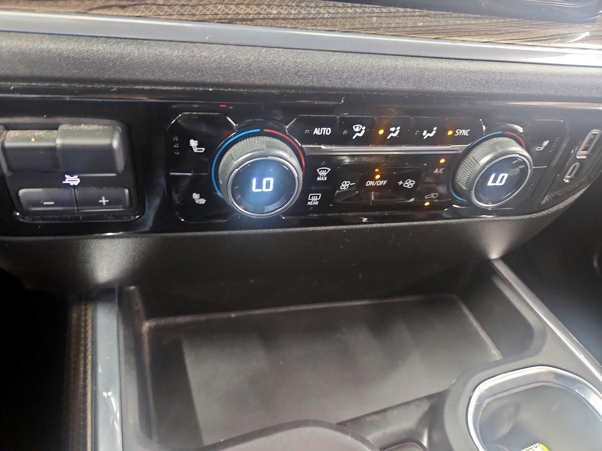 Thumbnail: 2025 Chevrolet Silverado 1500 - 16
