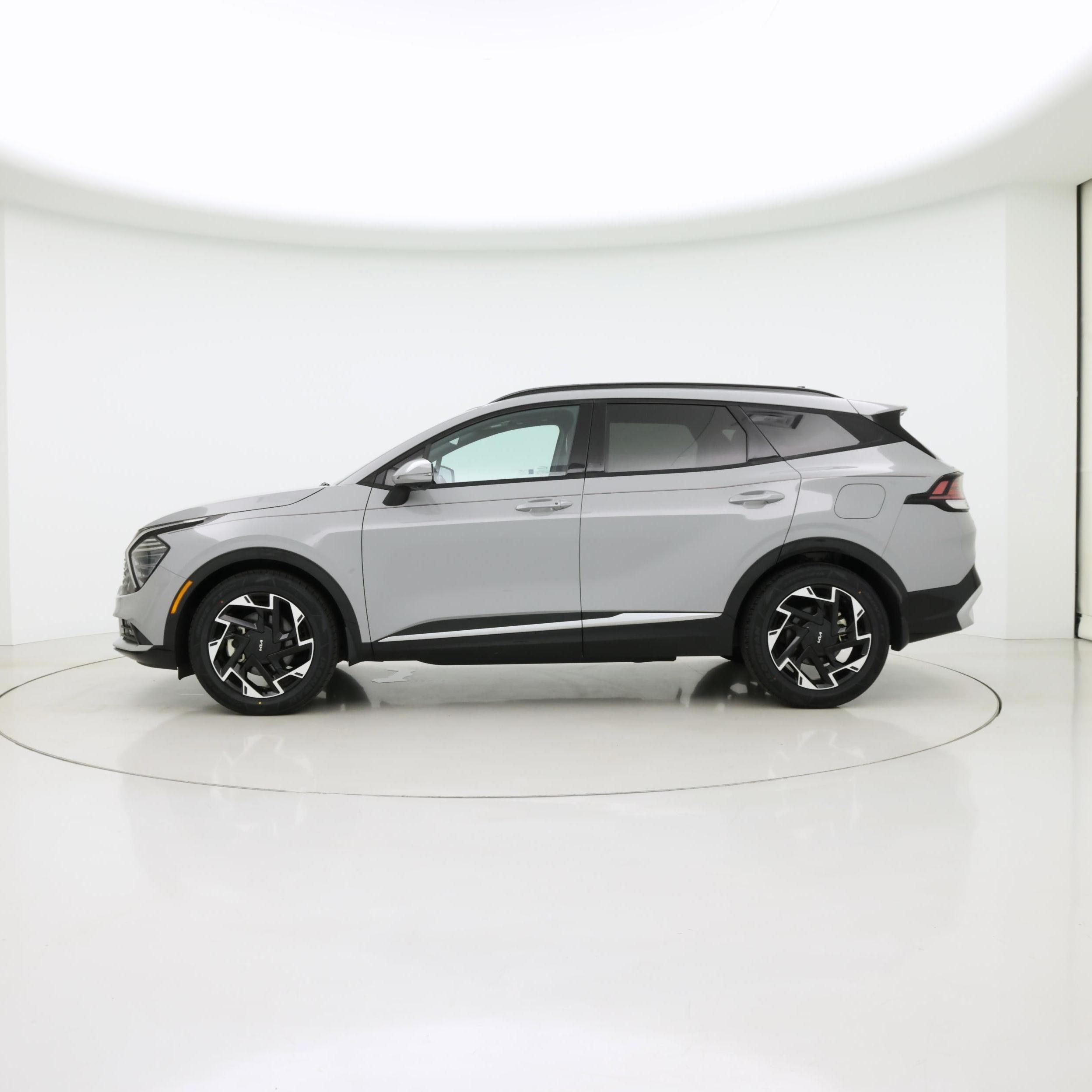 Thumbnail: 2023 Kia Sportage - 3