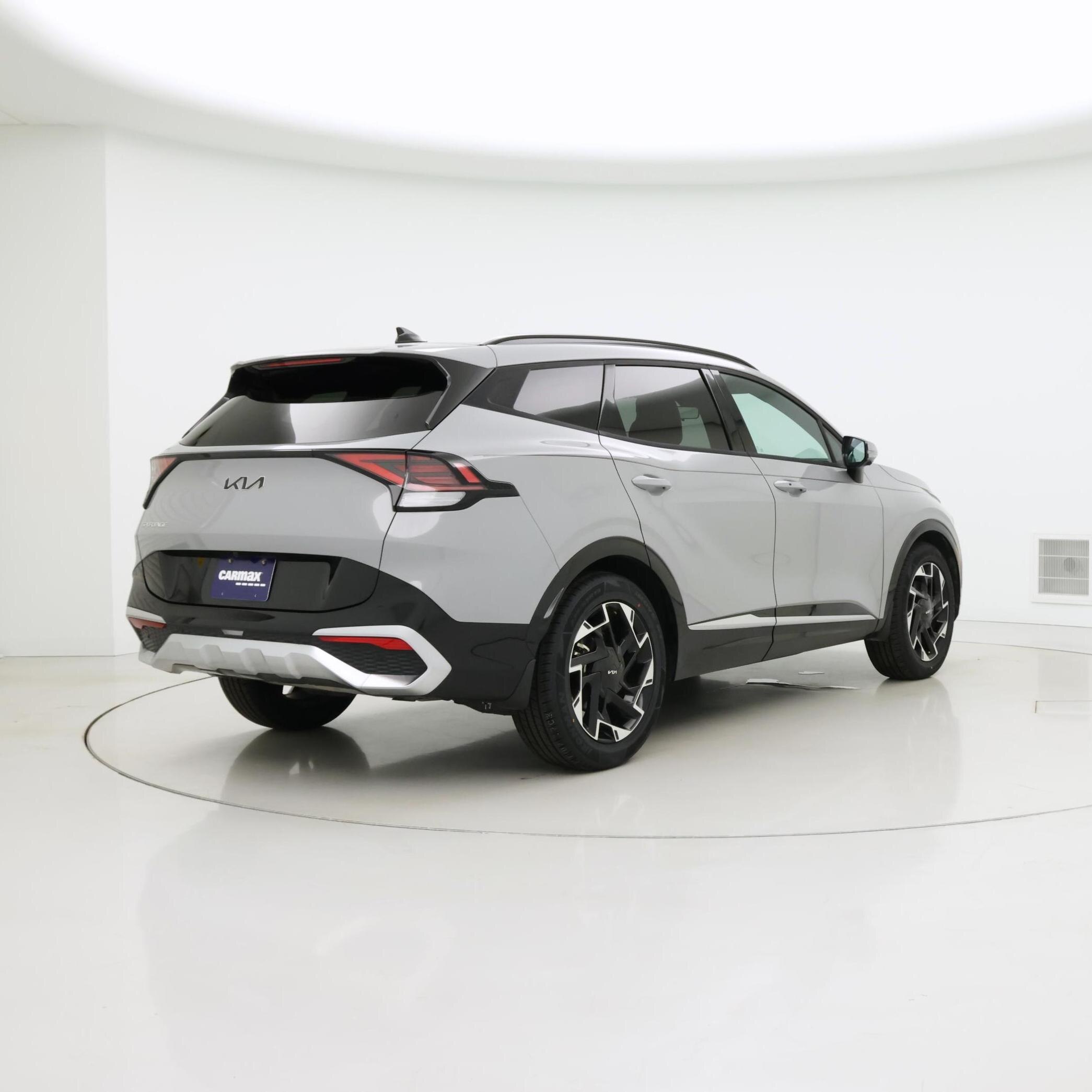 Thumbnail: 2023 Kia Sportage - 8