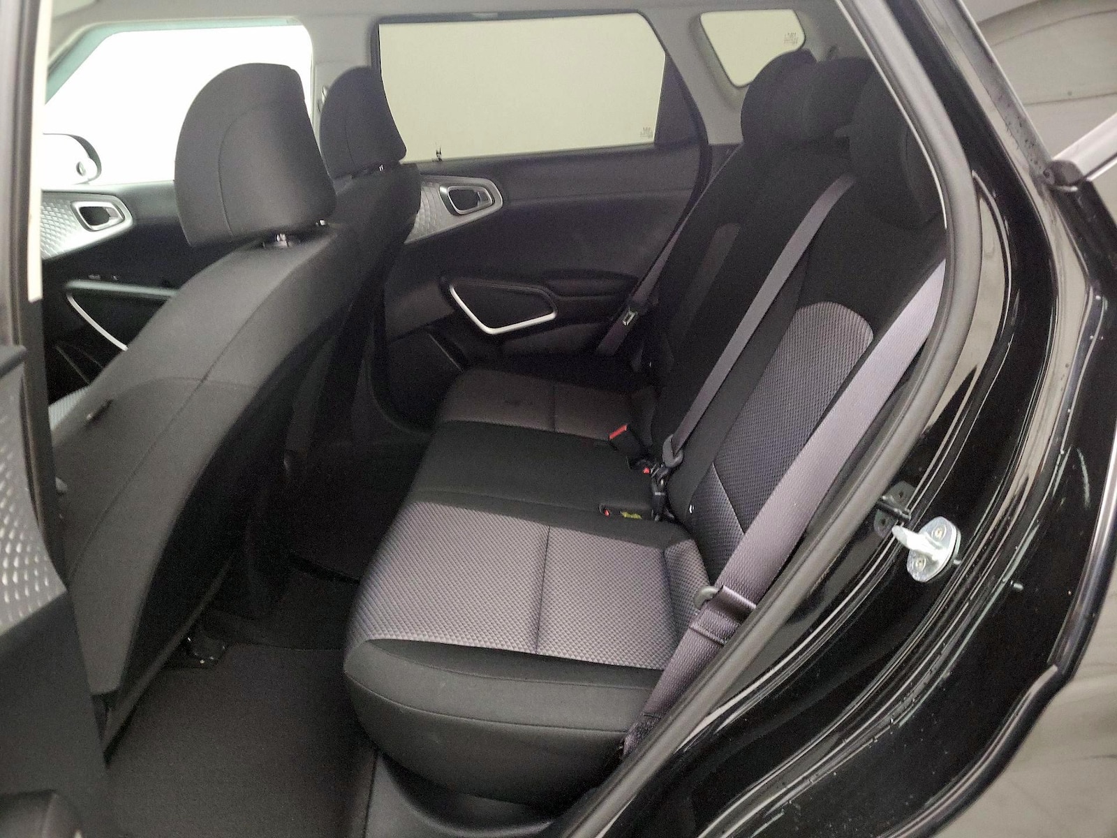 2022 Kia Soul LX - Photo 20