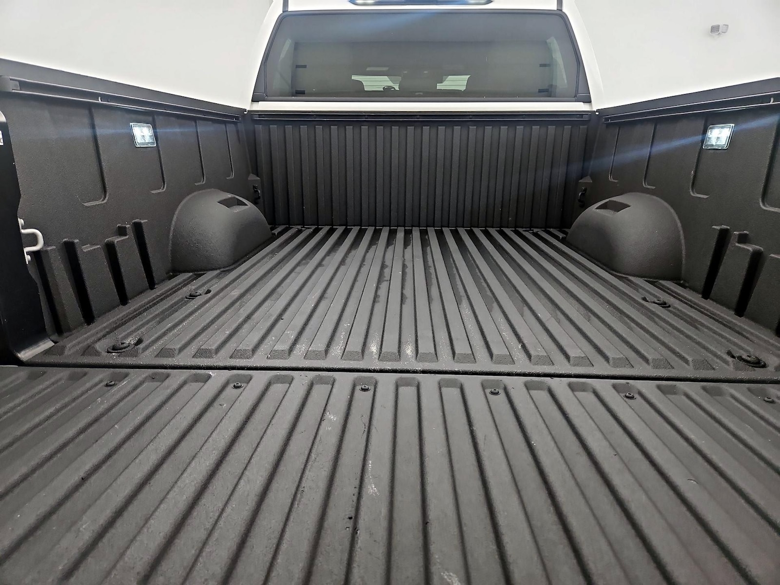 2025 Toyota Tundra SR5 - Photo 21