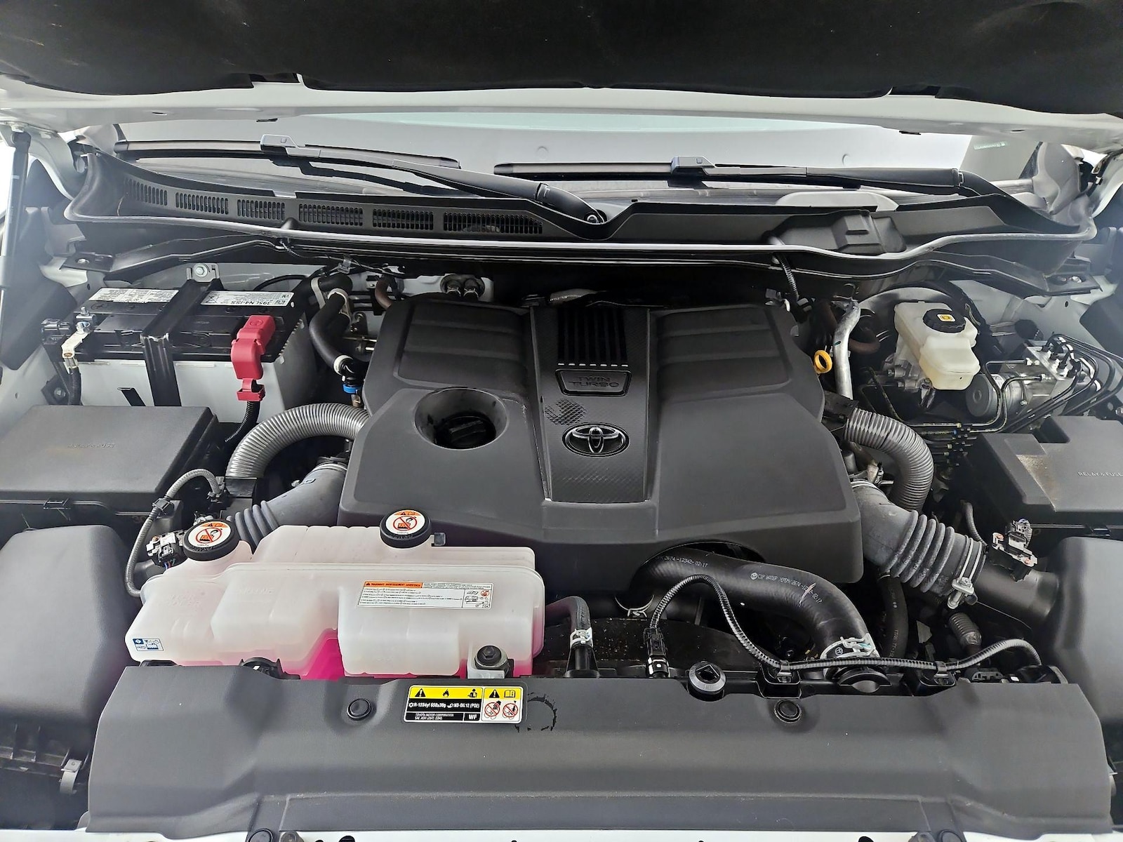 2025 Toyota Tundra SR5 - Photo 22