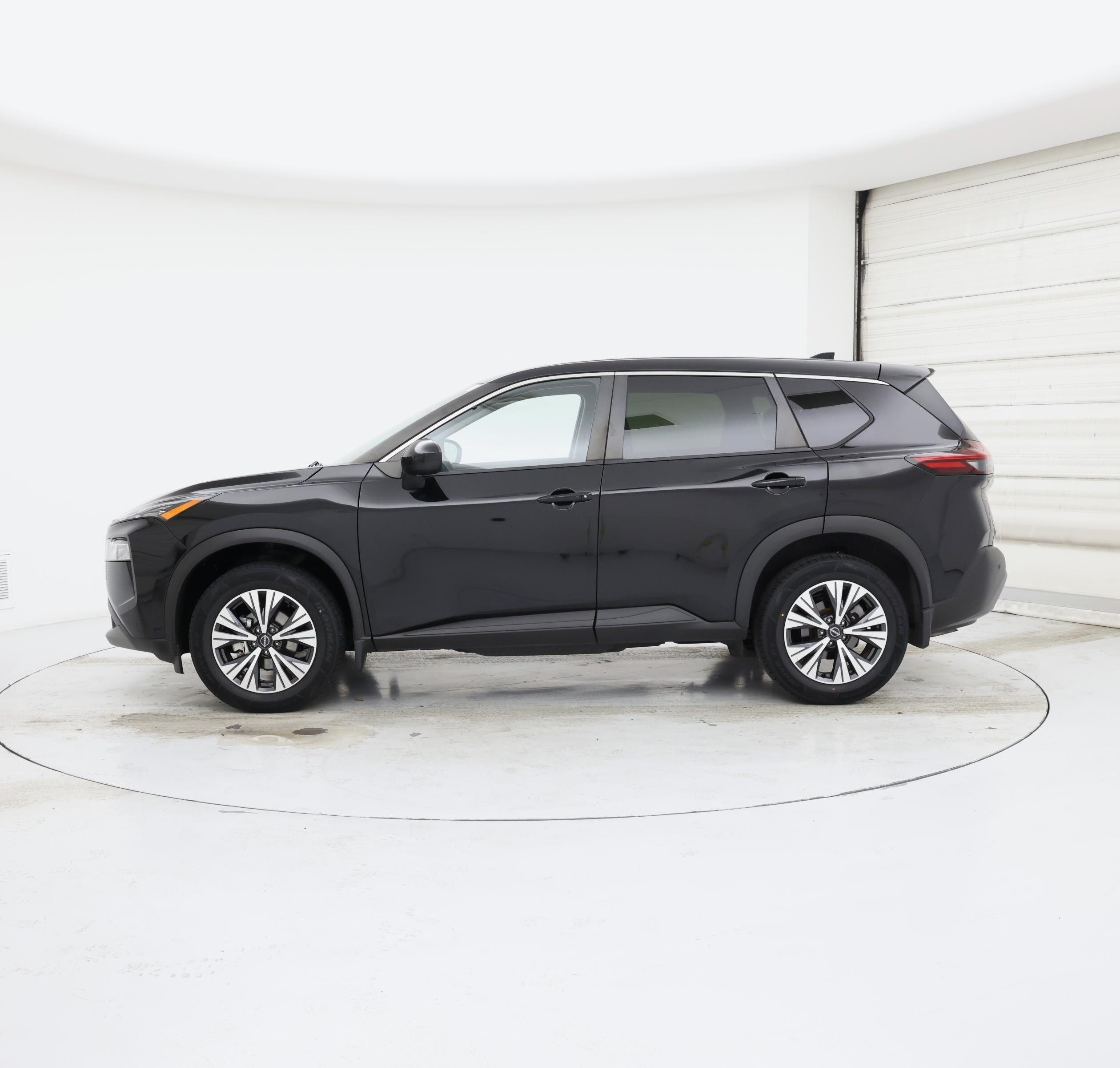 Thumbnail: 2023 Nissan Rogue - 3