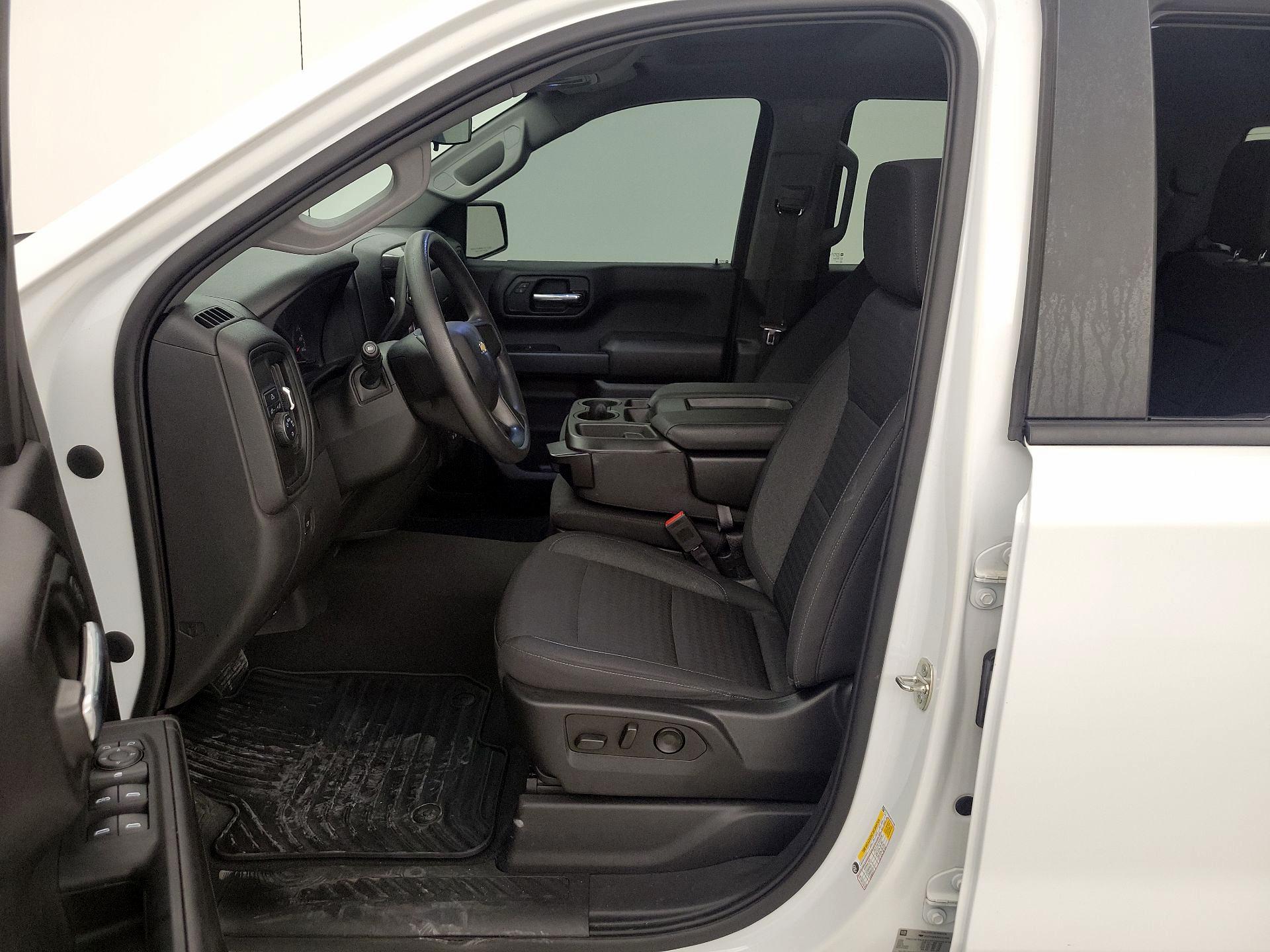 Thumbnail: 2023 Chevrolet Silverado 1500 - 11