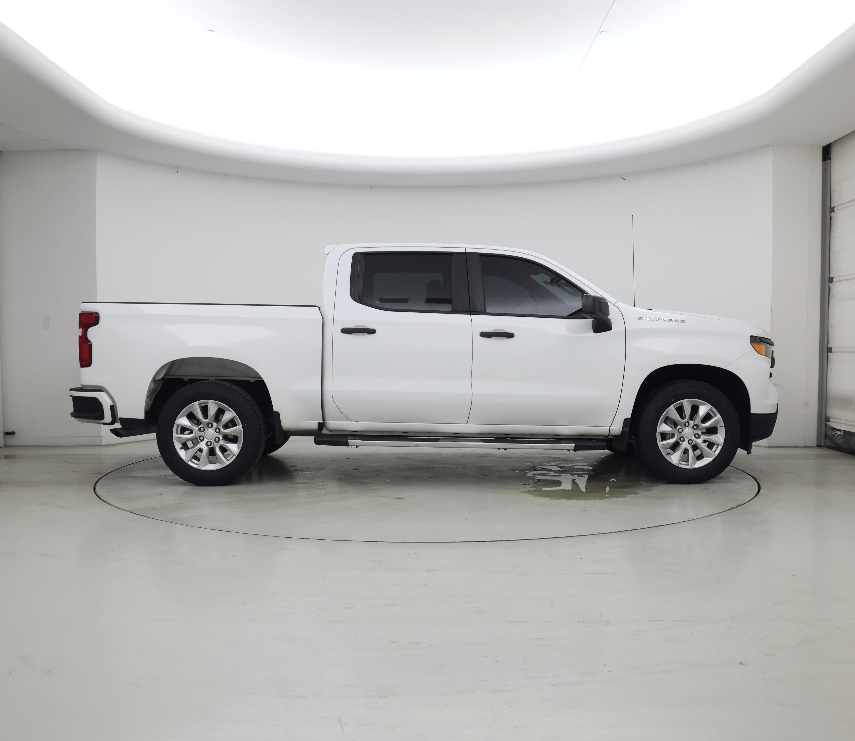 Thumbnail: 2023 Chevrolet Silverado 1500 - 7