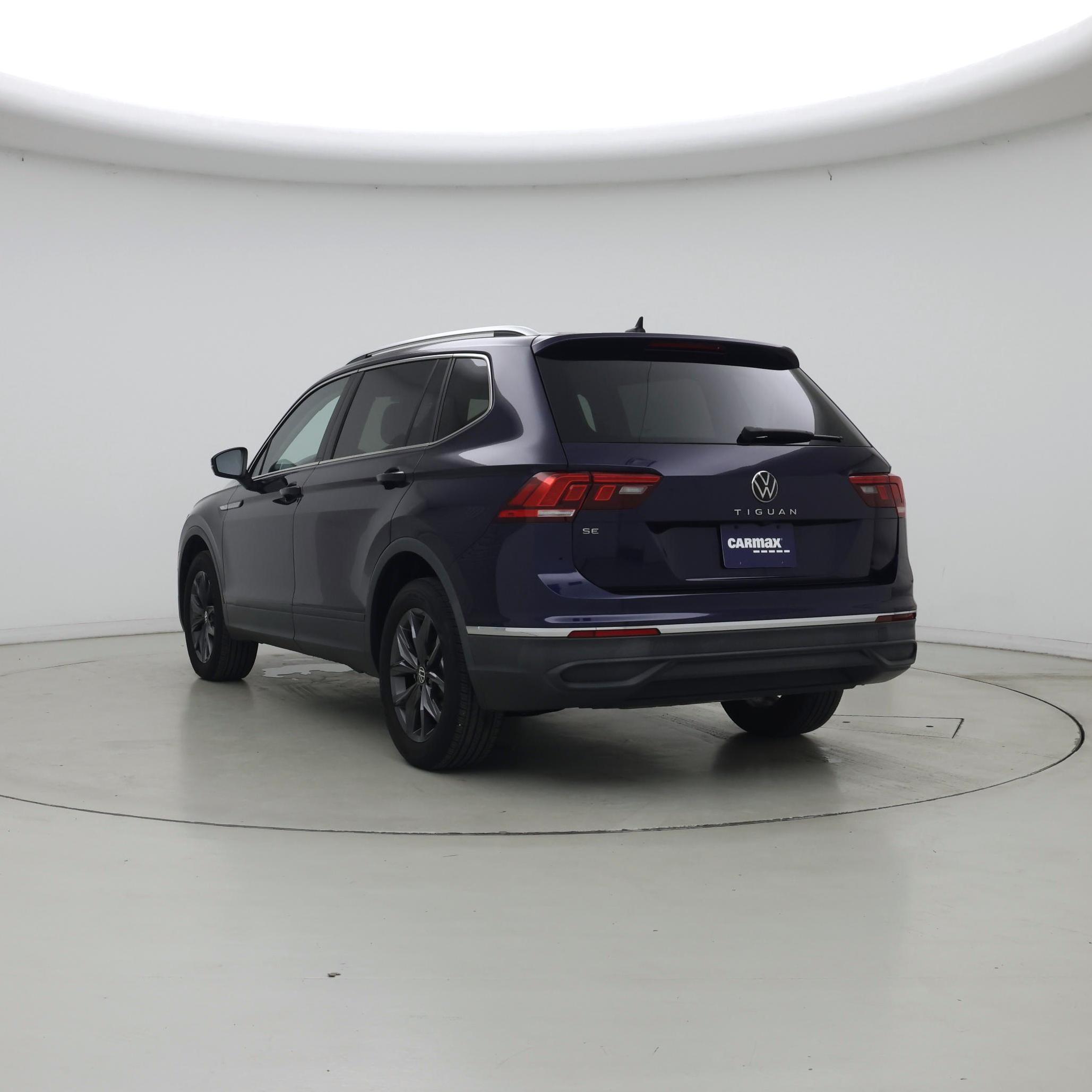 Thumbnail: 2023 Volkswagen Tiguan - 2