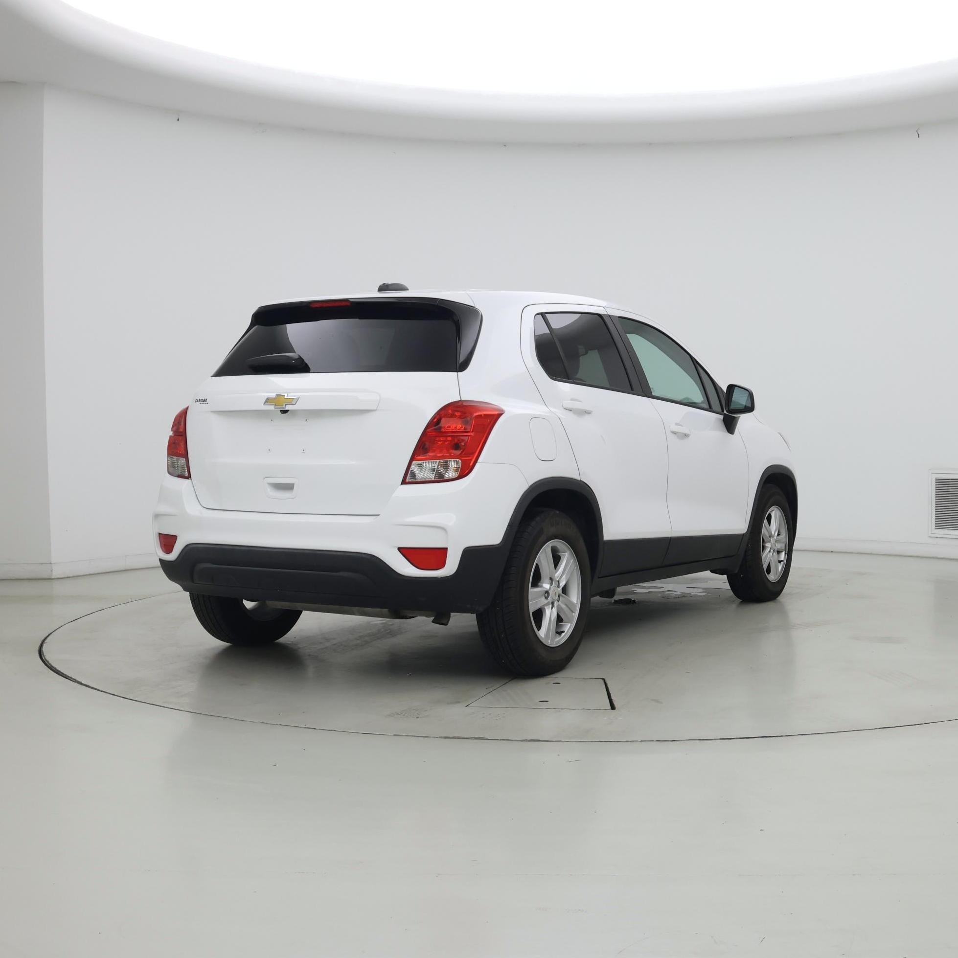 Thumbnail: 2021 Chevrolet Trax - 8