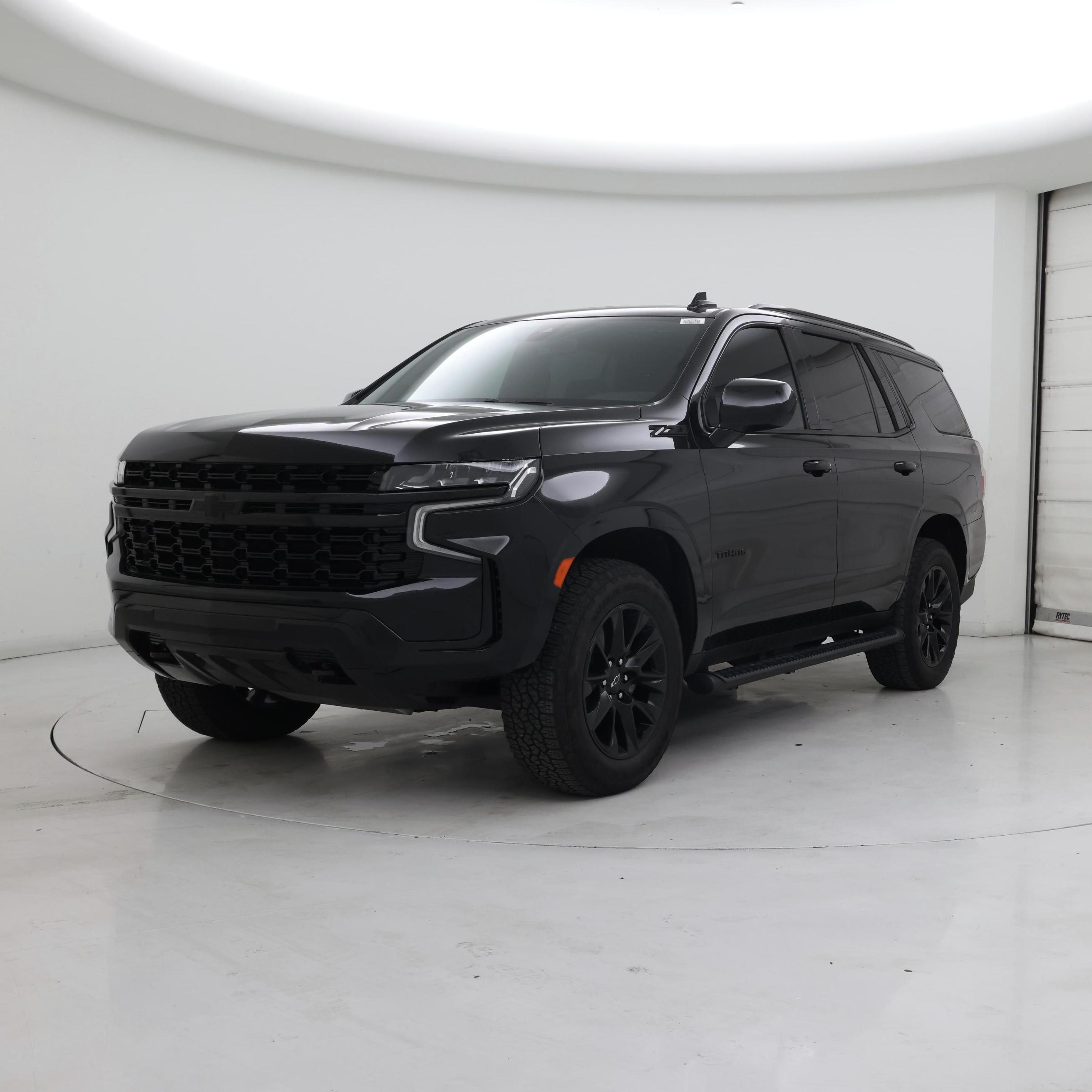 Thumbnail: 2021 Chevrolet Tahoe - 4