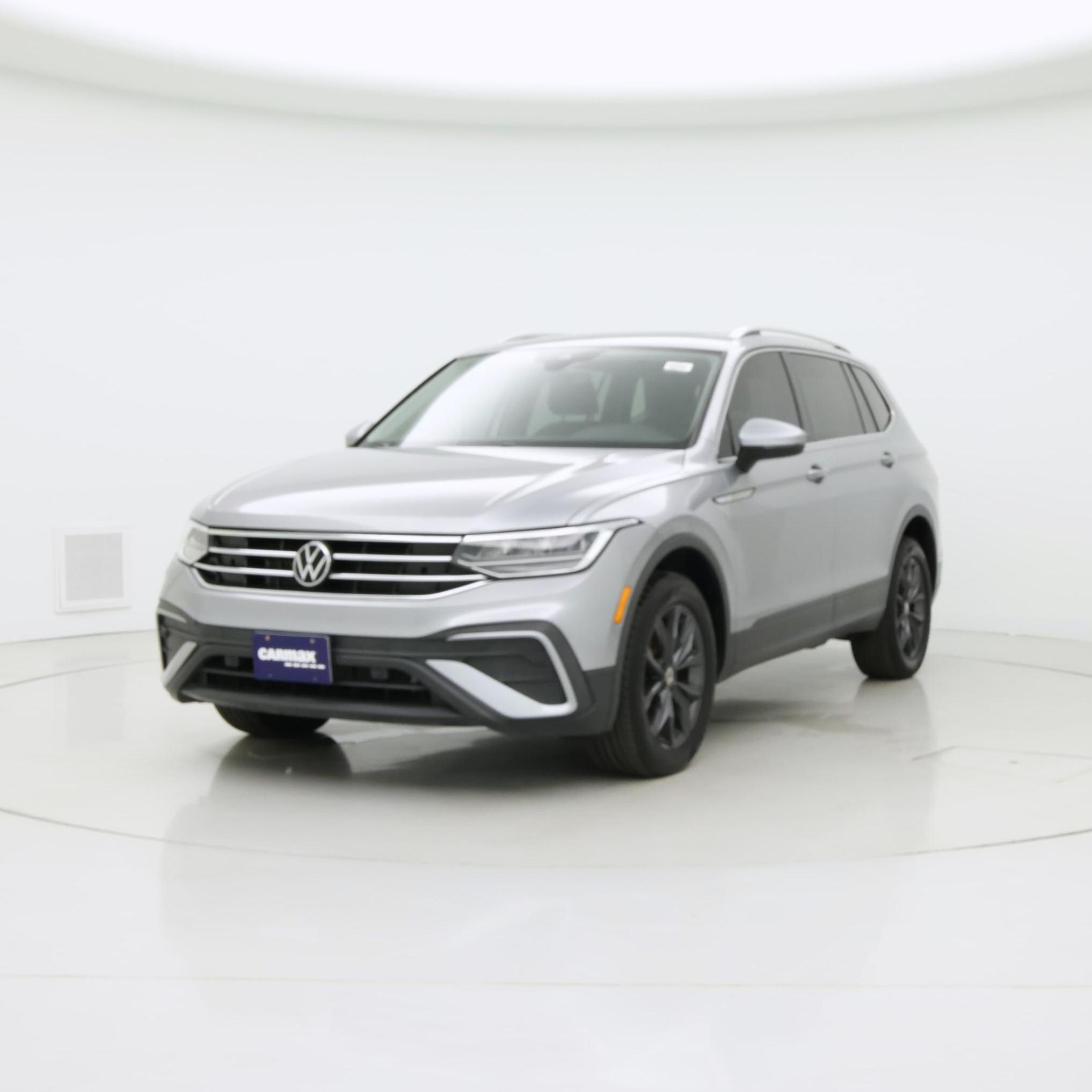 Thumbnail: 2022 Volkswagen Tiguan - 4