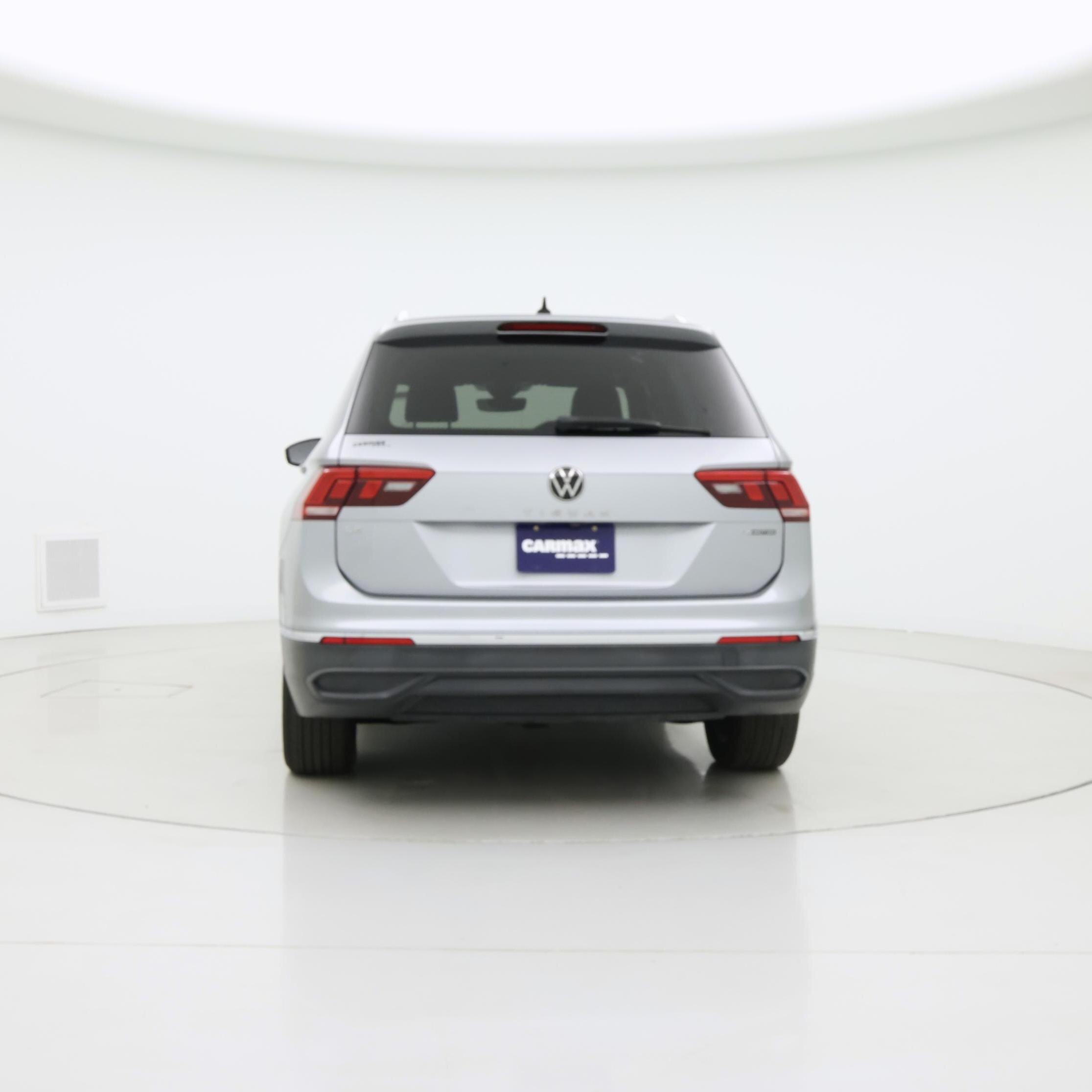 Thumbnail: 2022 Volkswagen Tiguan - 6