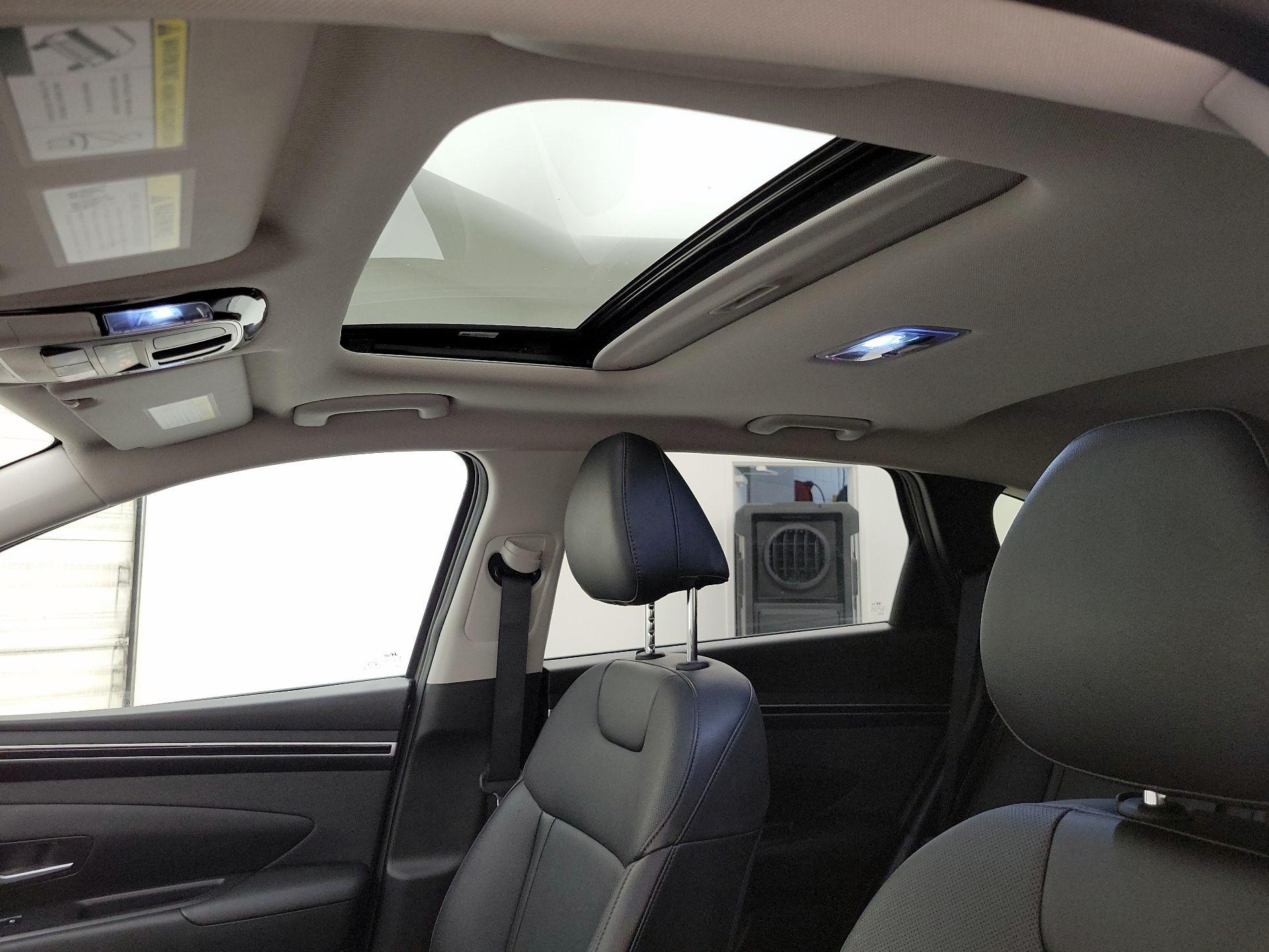 Thumbnail: 2024 Hyundai Tucson - 19