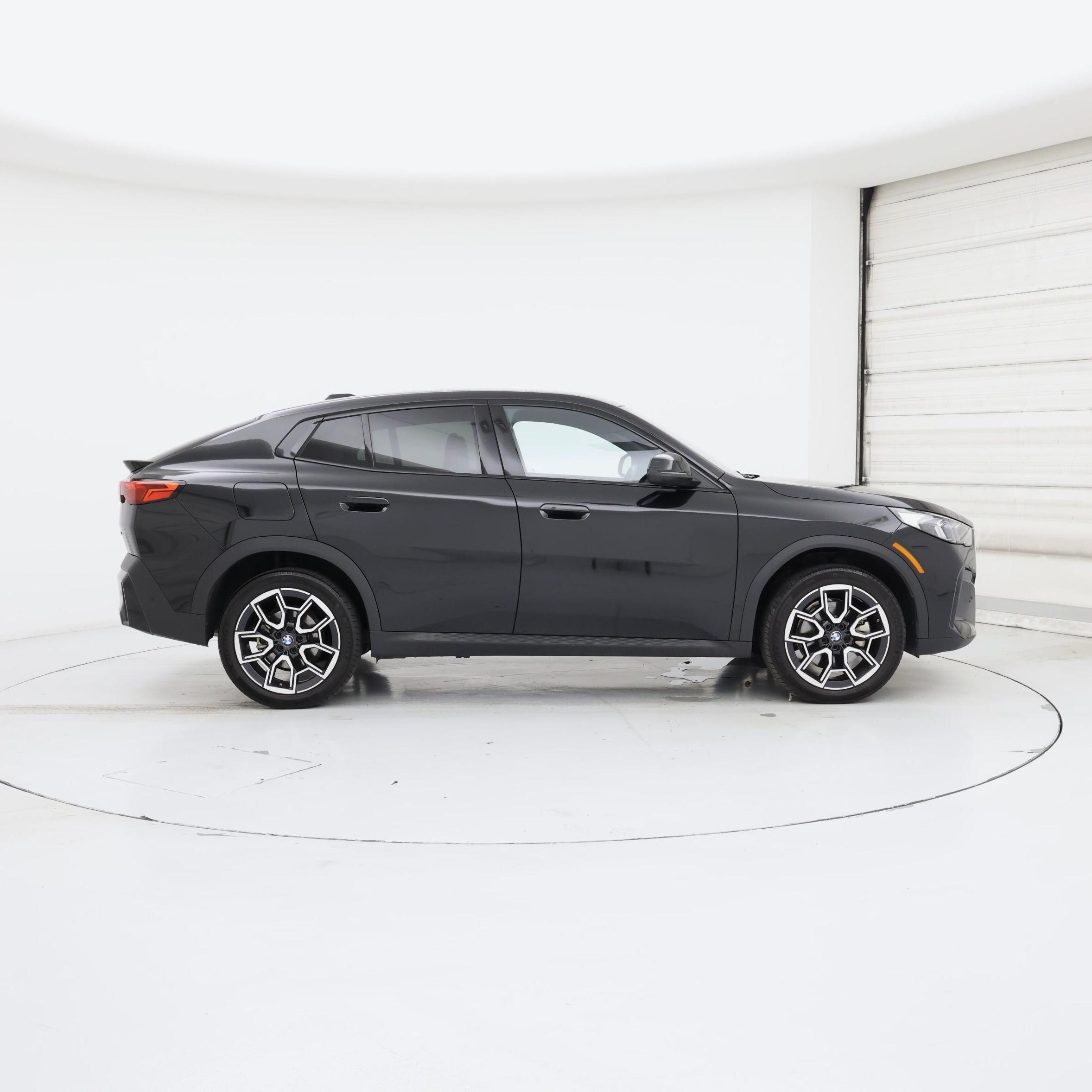 Thumbnail: 2025 BMW X2 - 7