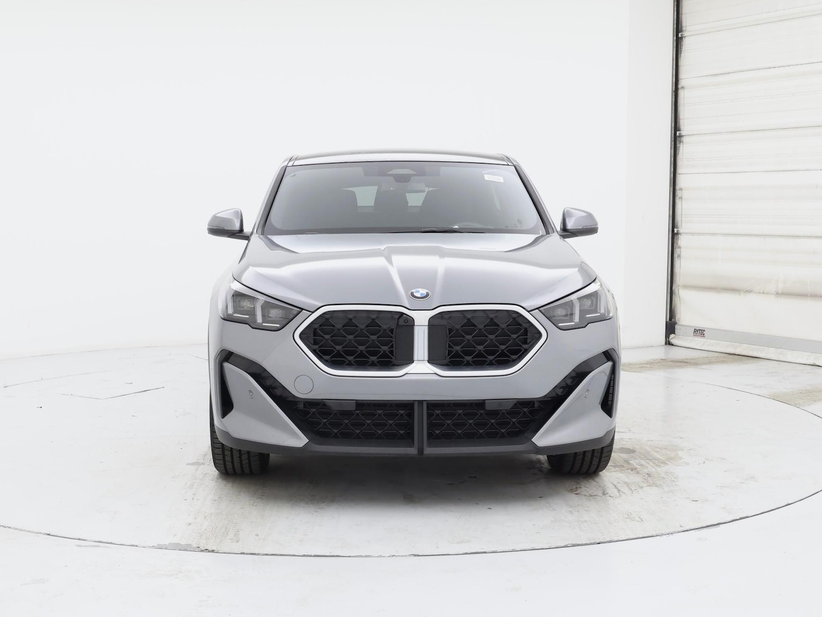 2025 BMW X2 28i - Photo 6