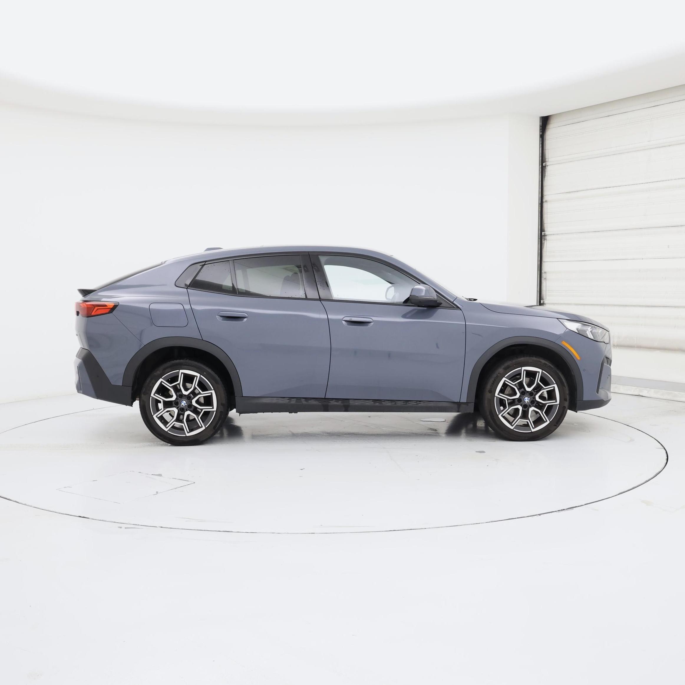 Thumbnail: 2025 BMW X2 - 7