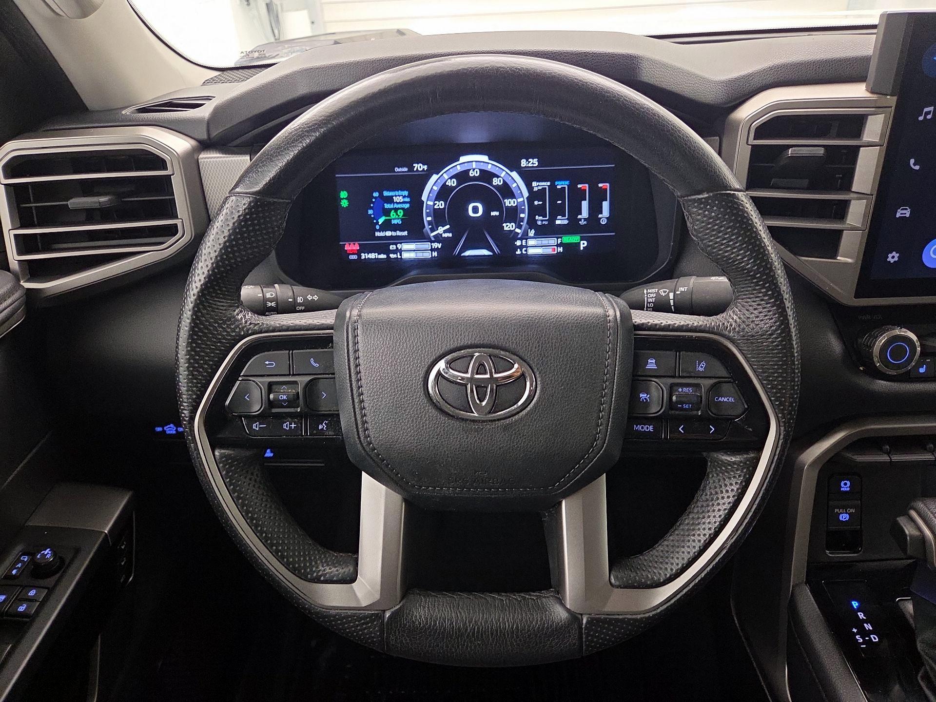 Thumbnail: 2024 Toyota Tundra - 10