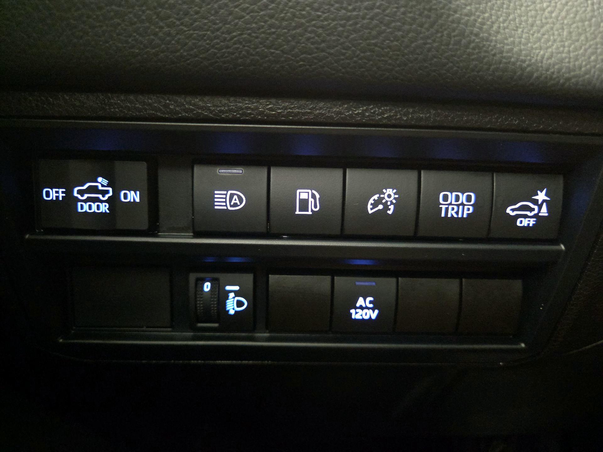 Thumbnail: 2024 Toyota Tundra - 13