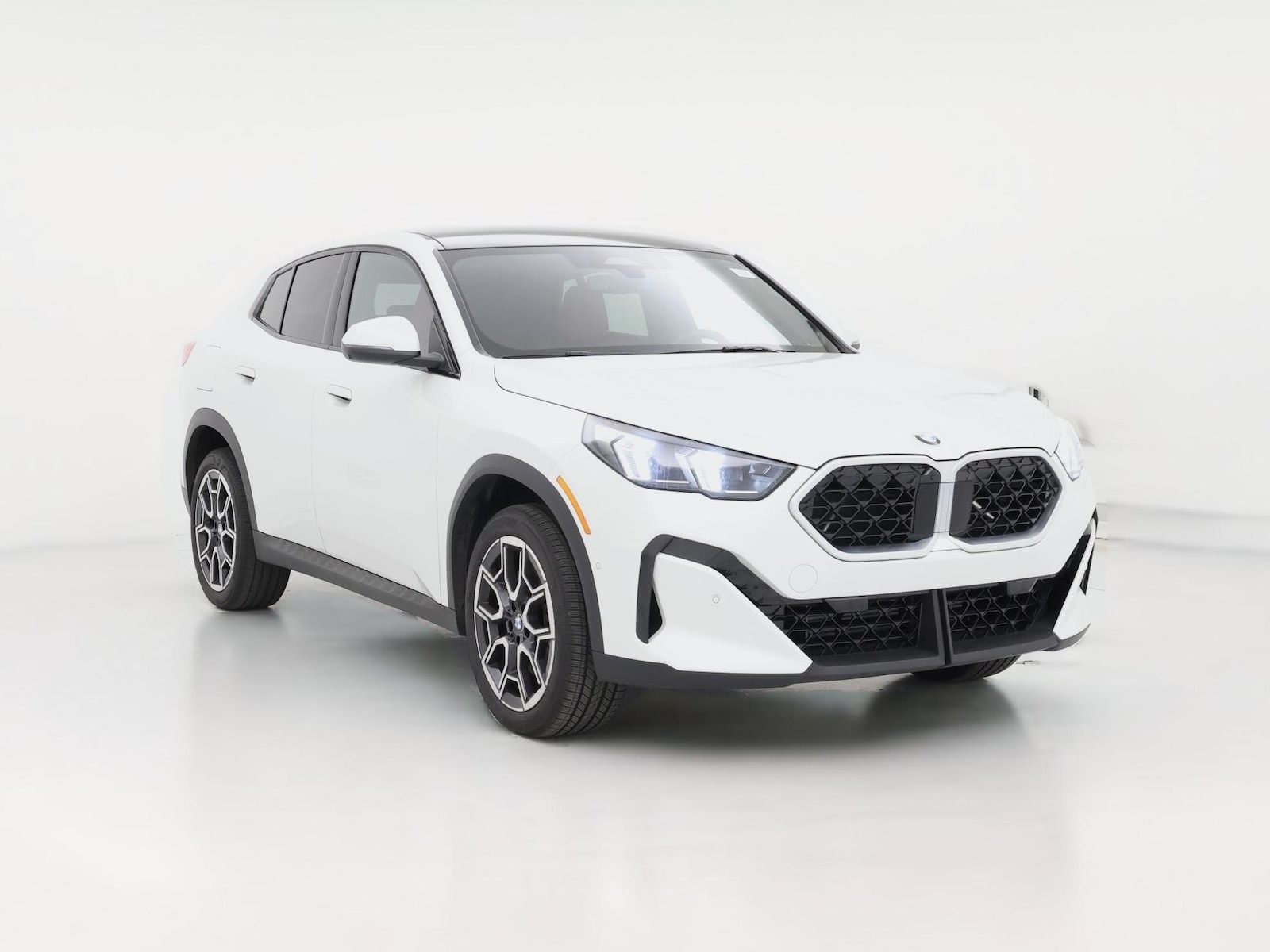 2025 BMW X2 28i - Photo 1