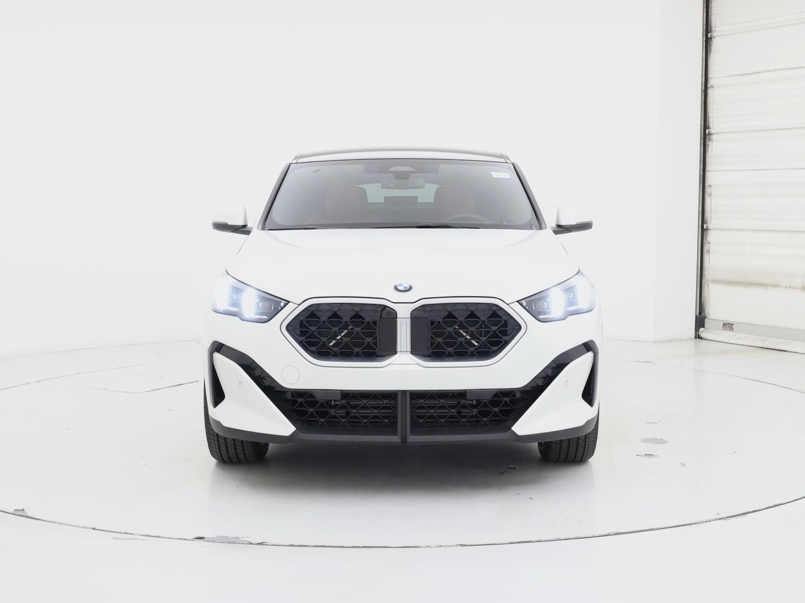 2025 BMW X2 28i - Photo 6