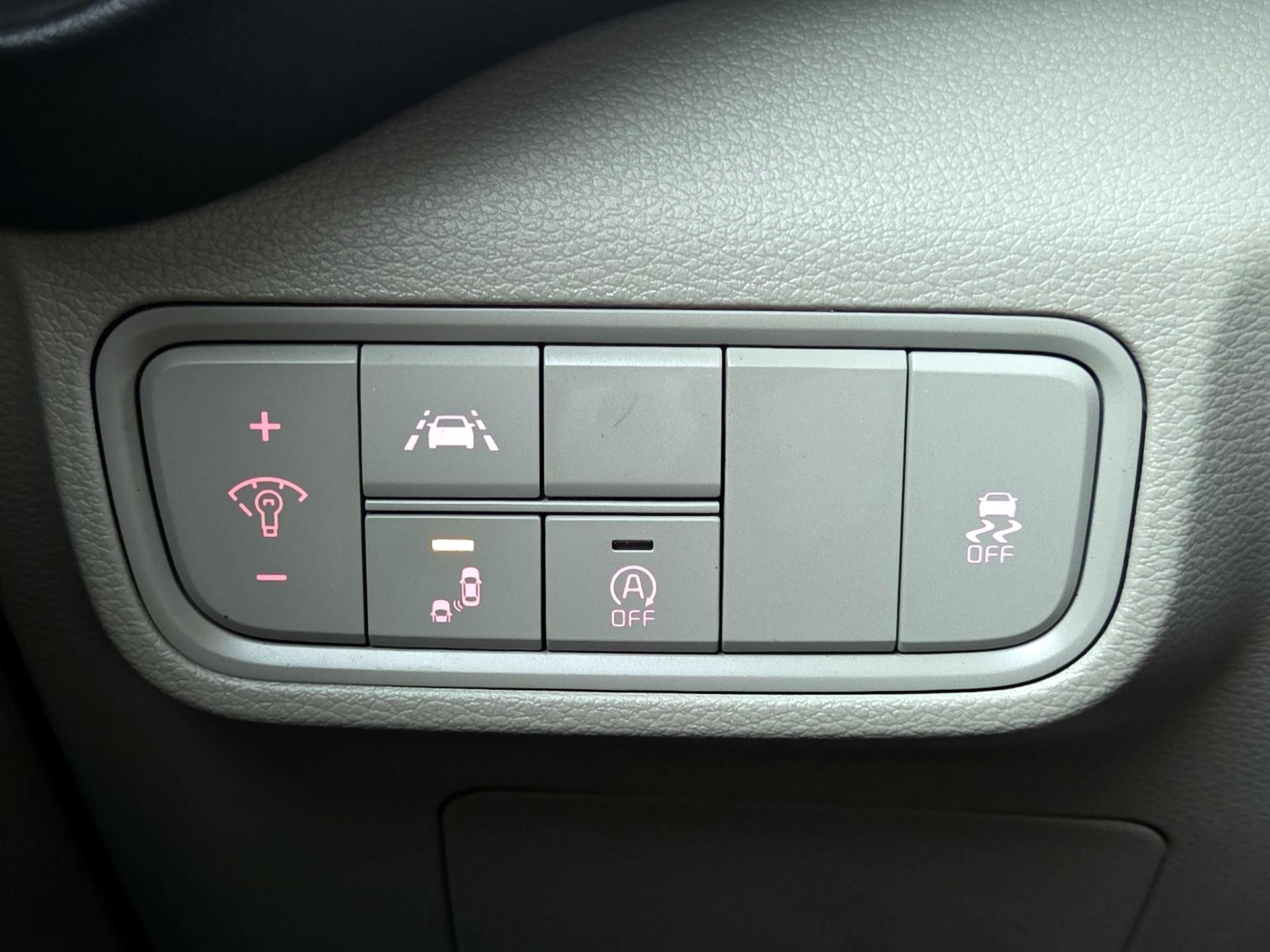 Thumbnail: 2020 Kia Soul - 13