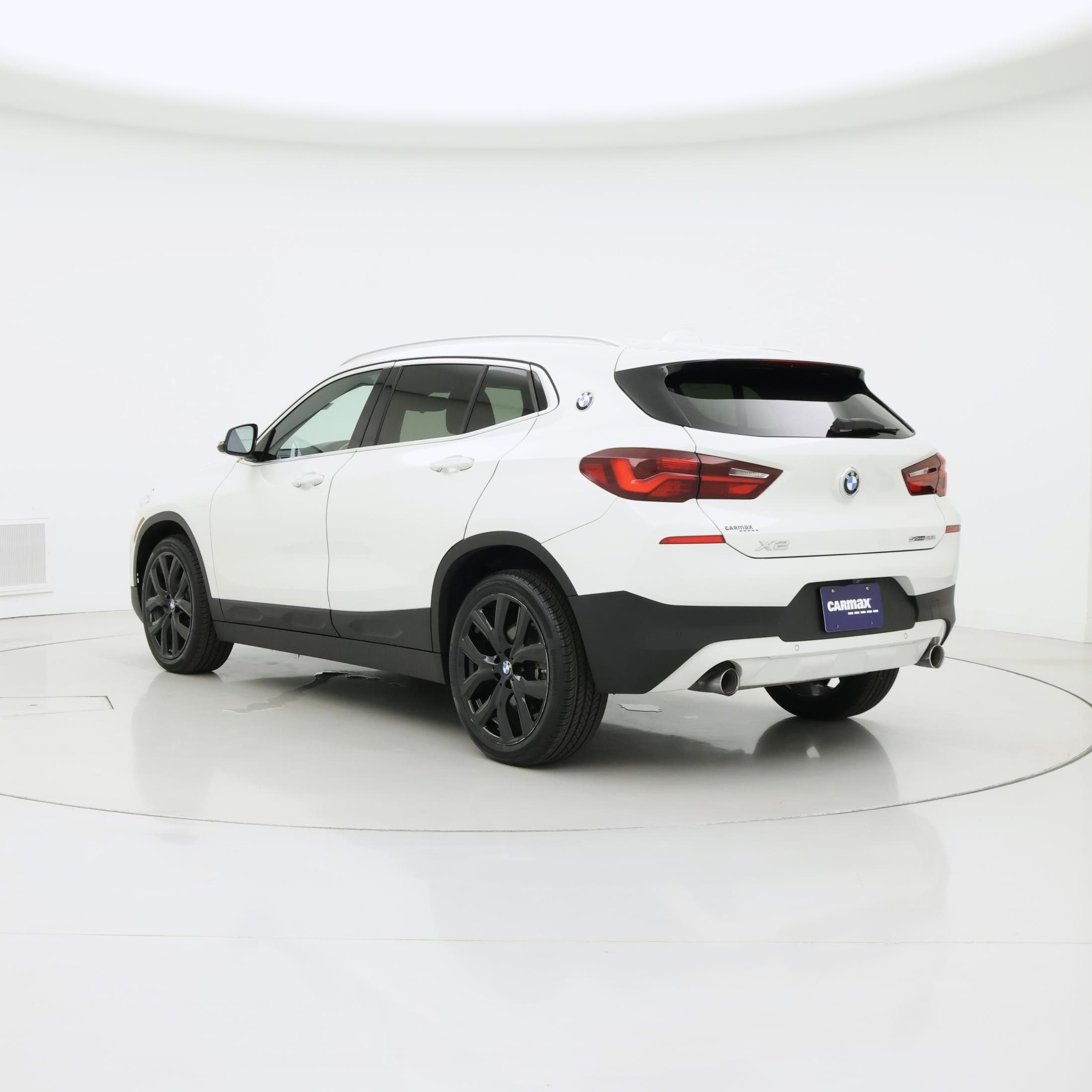 Thumbnail: 2021 BMW X2 - 2