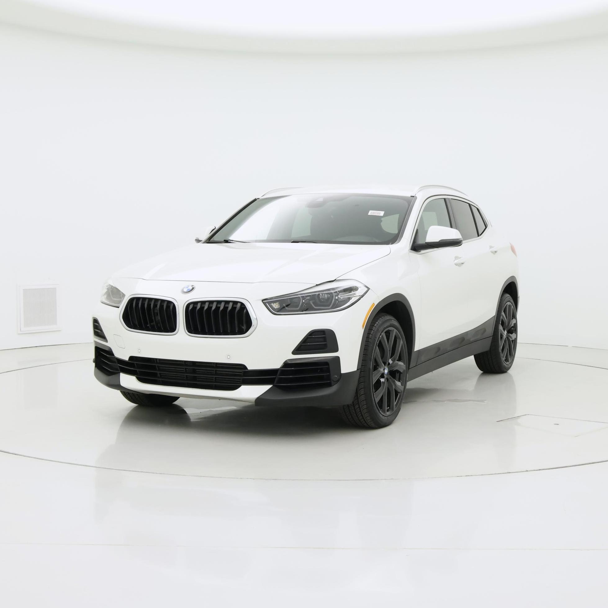 Thumbnail: 2021 BMW X2 - 4