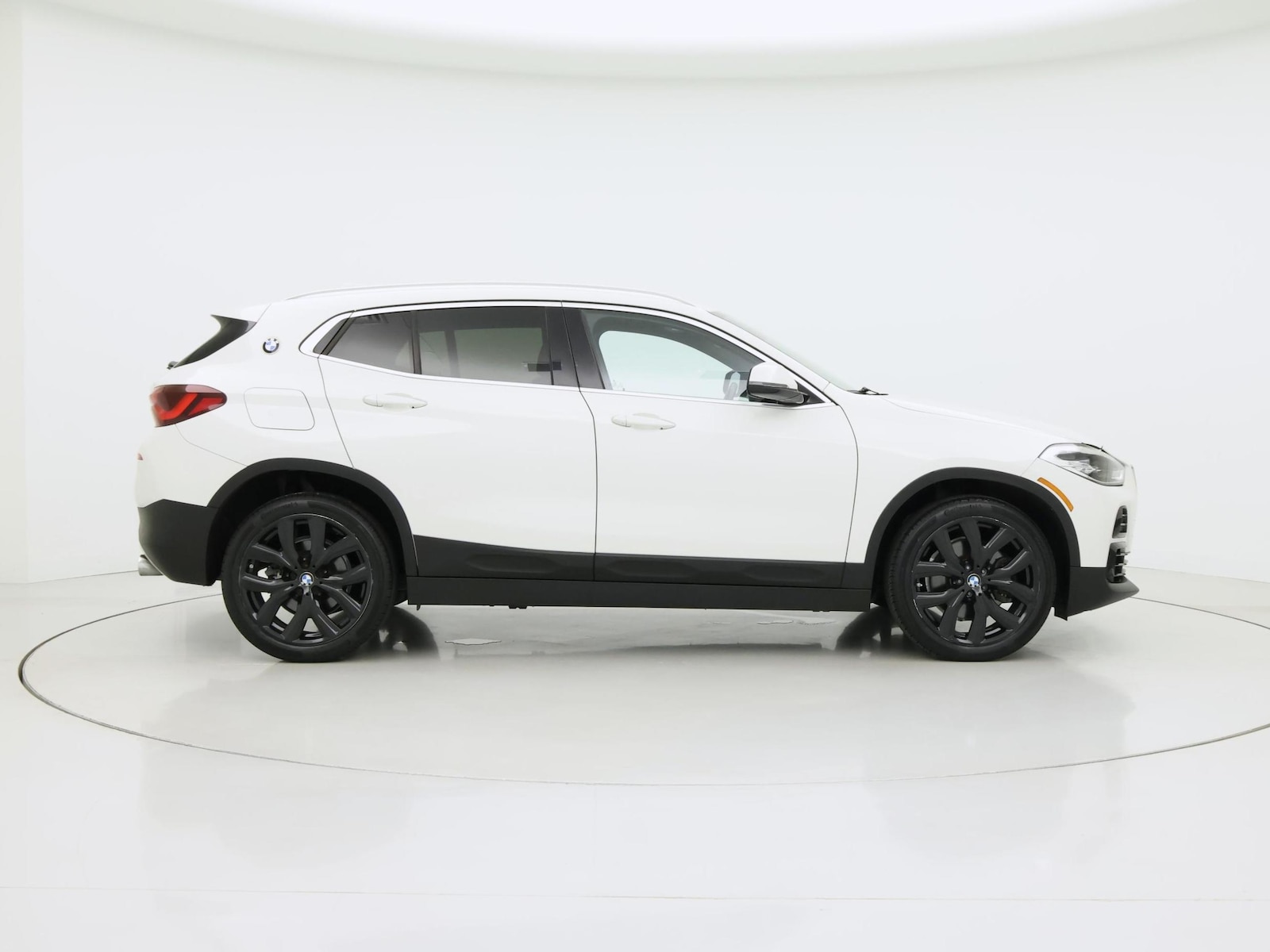 2021 BMW X2 28i - Photo 8