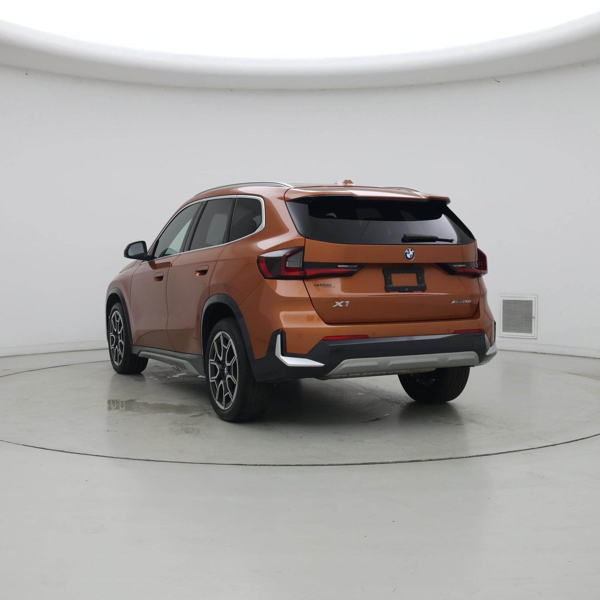 Thumbnail: 2025 BMW X1 - 2
