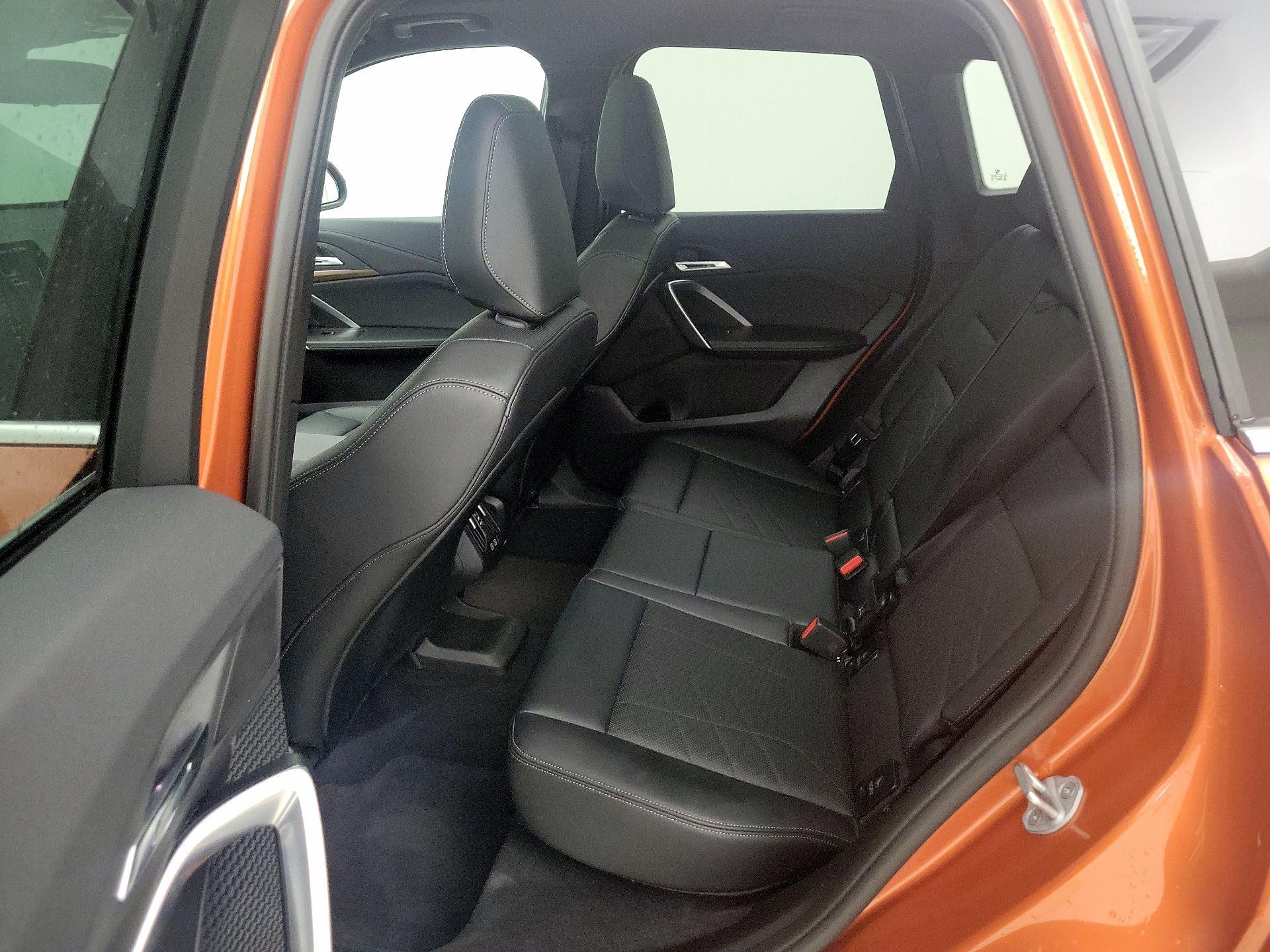 Thumbnail: 2025 BMW X1 - 20