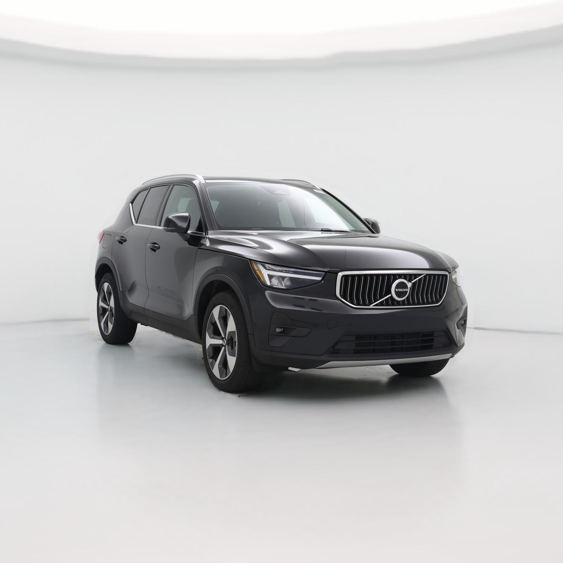 Thumbnail: 2023 Volvo XC40 - 1