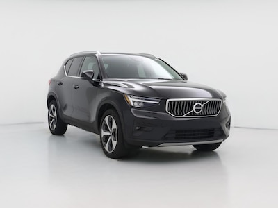 2023 Volvo XC40 B5 Plus Bright Theme