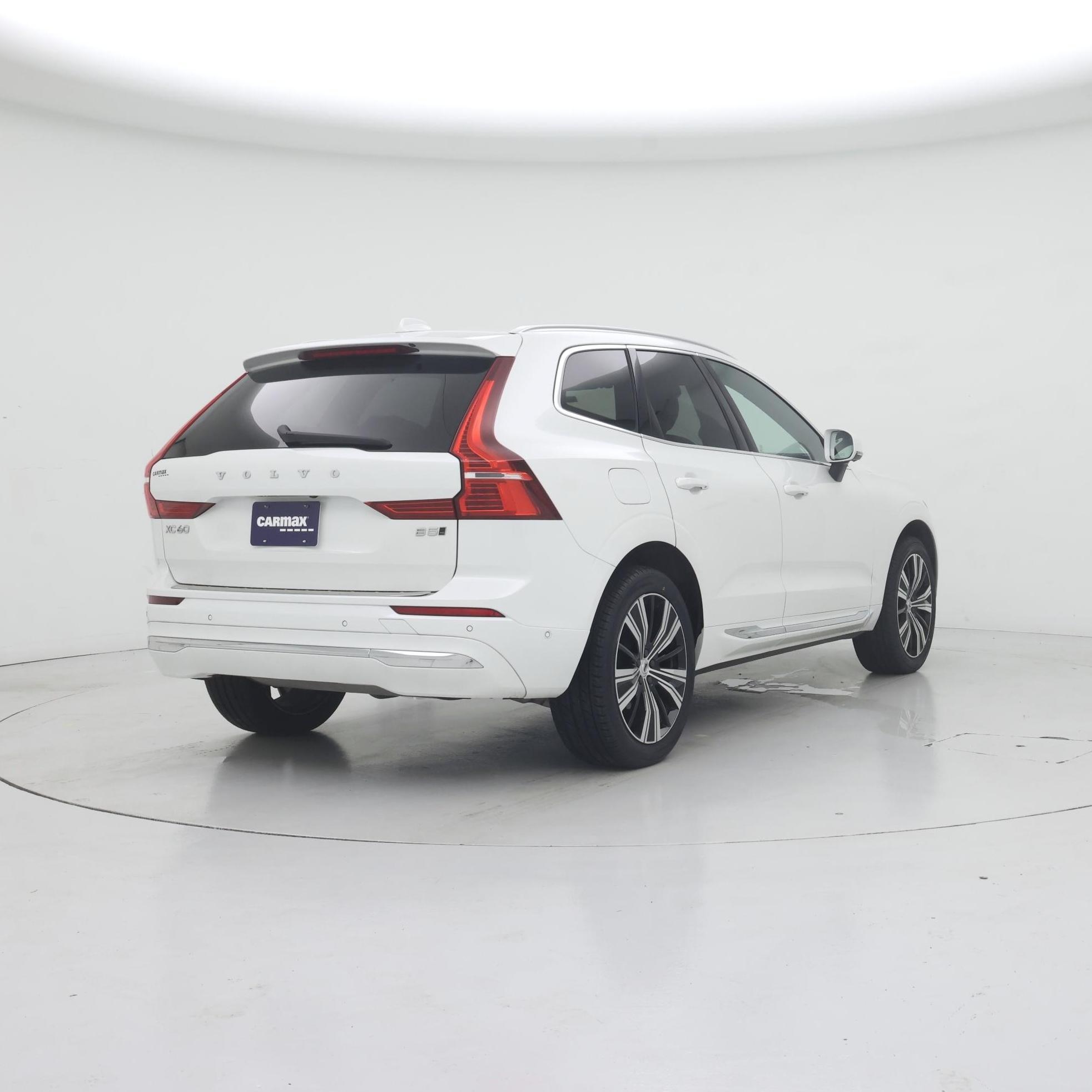 Thumbnail: 2023 Volvo XC60 - 8