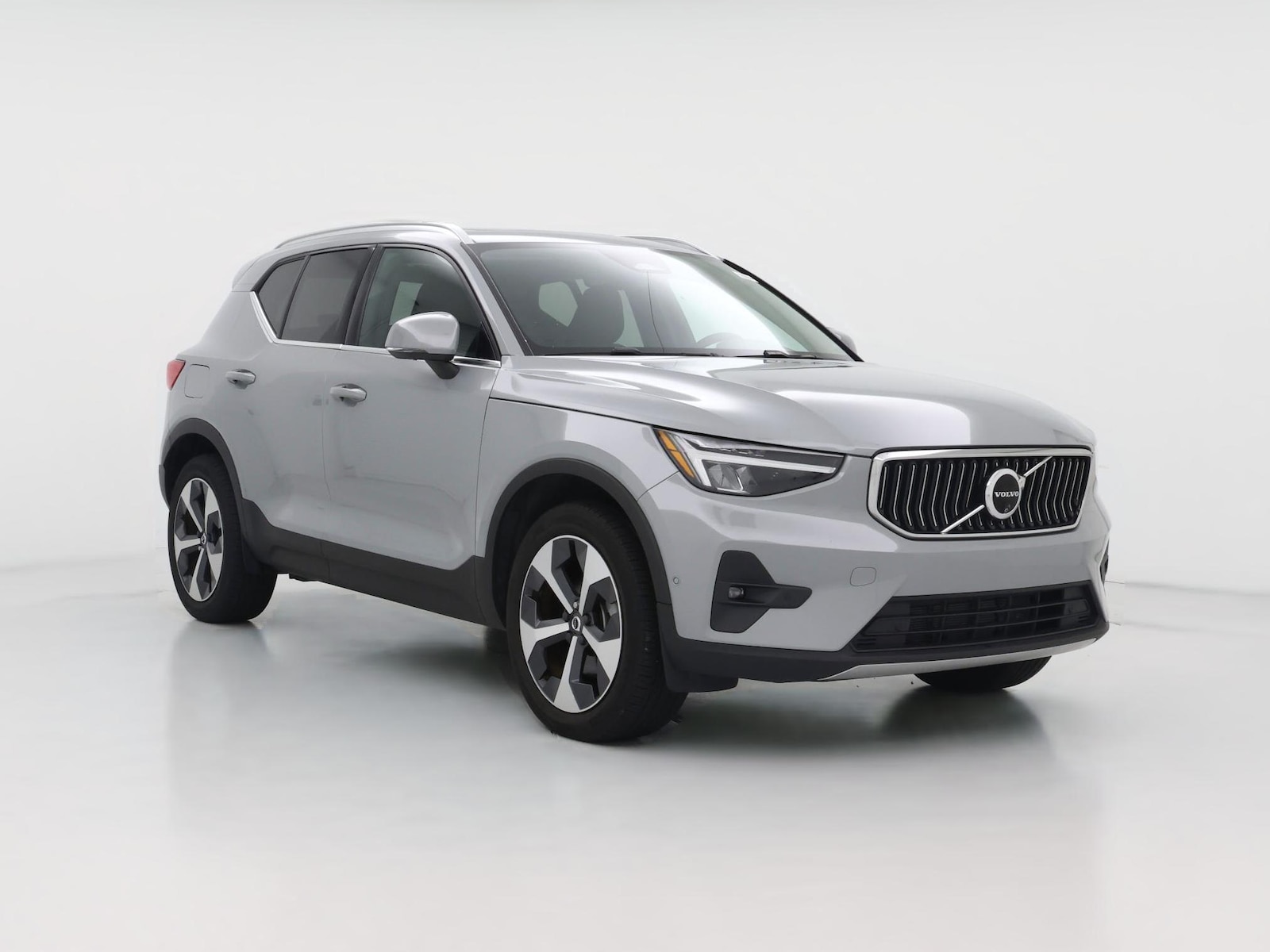 2024 Volvo XC40