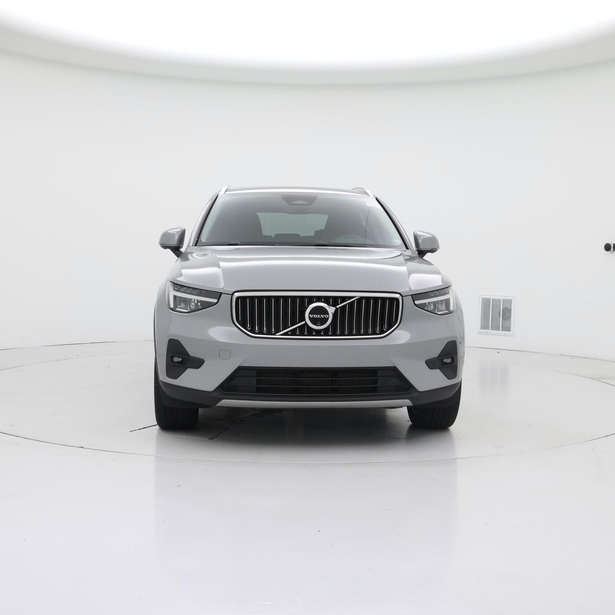 Thumbnail: 2024 Volvo XC40 - 5