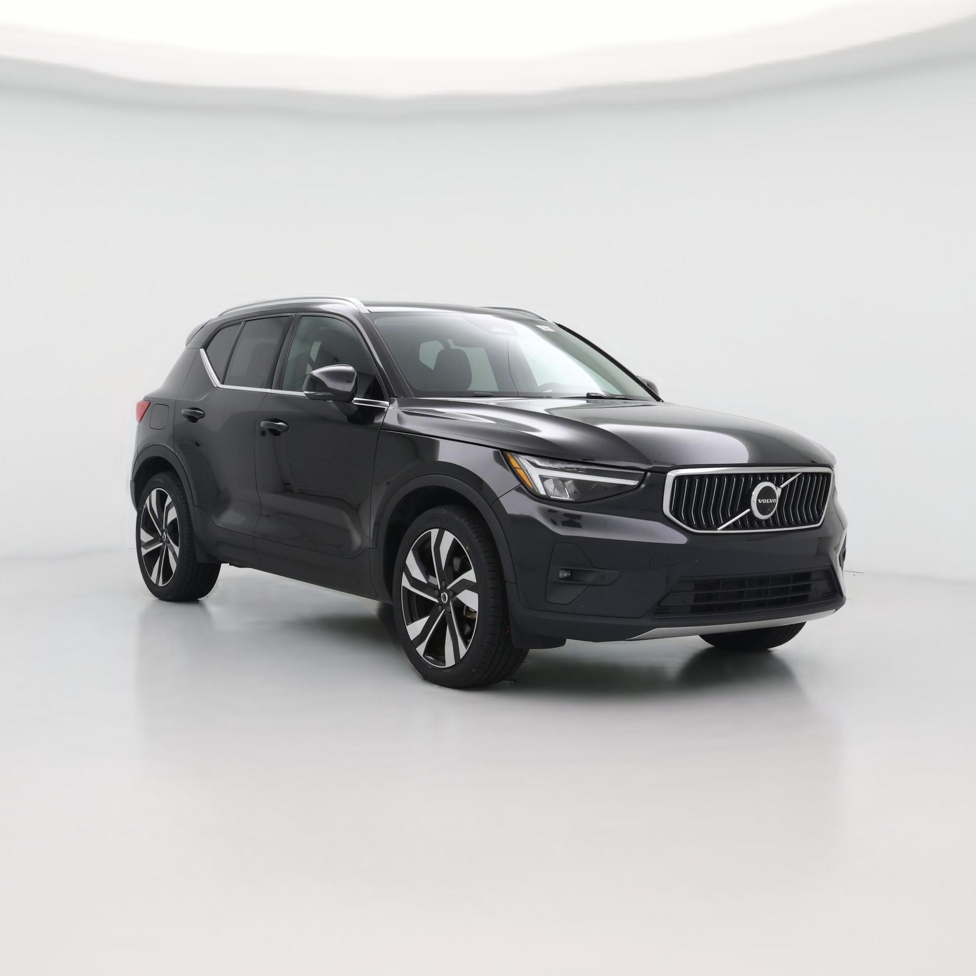 Thumbnail: 2023 Volvo XC40 - 1