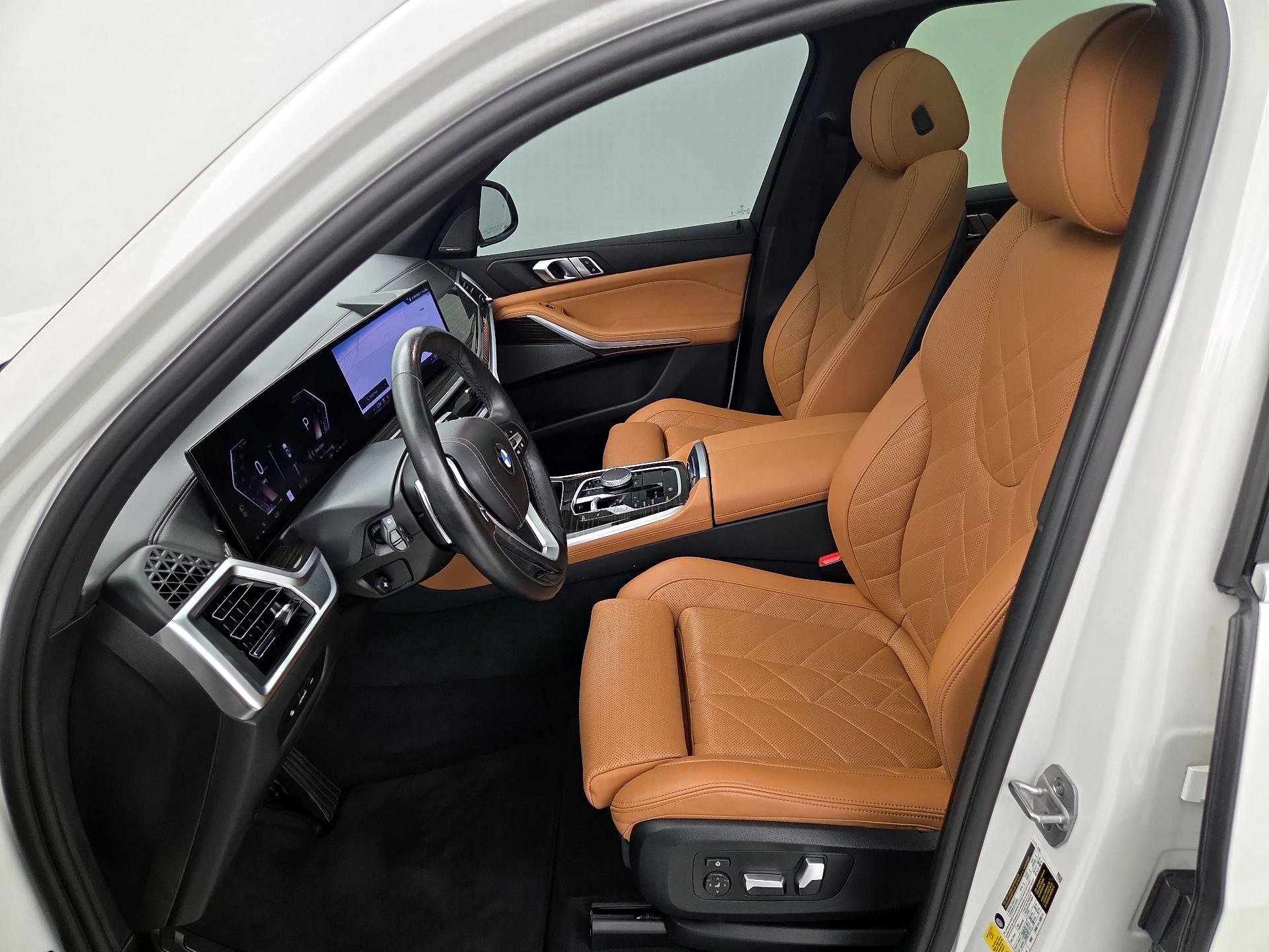 Thumbnail: 2024 BMW X5 - 11