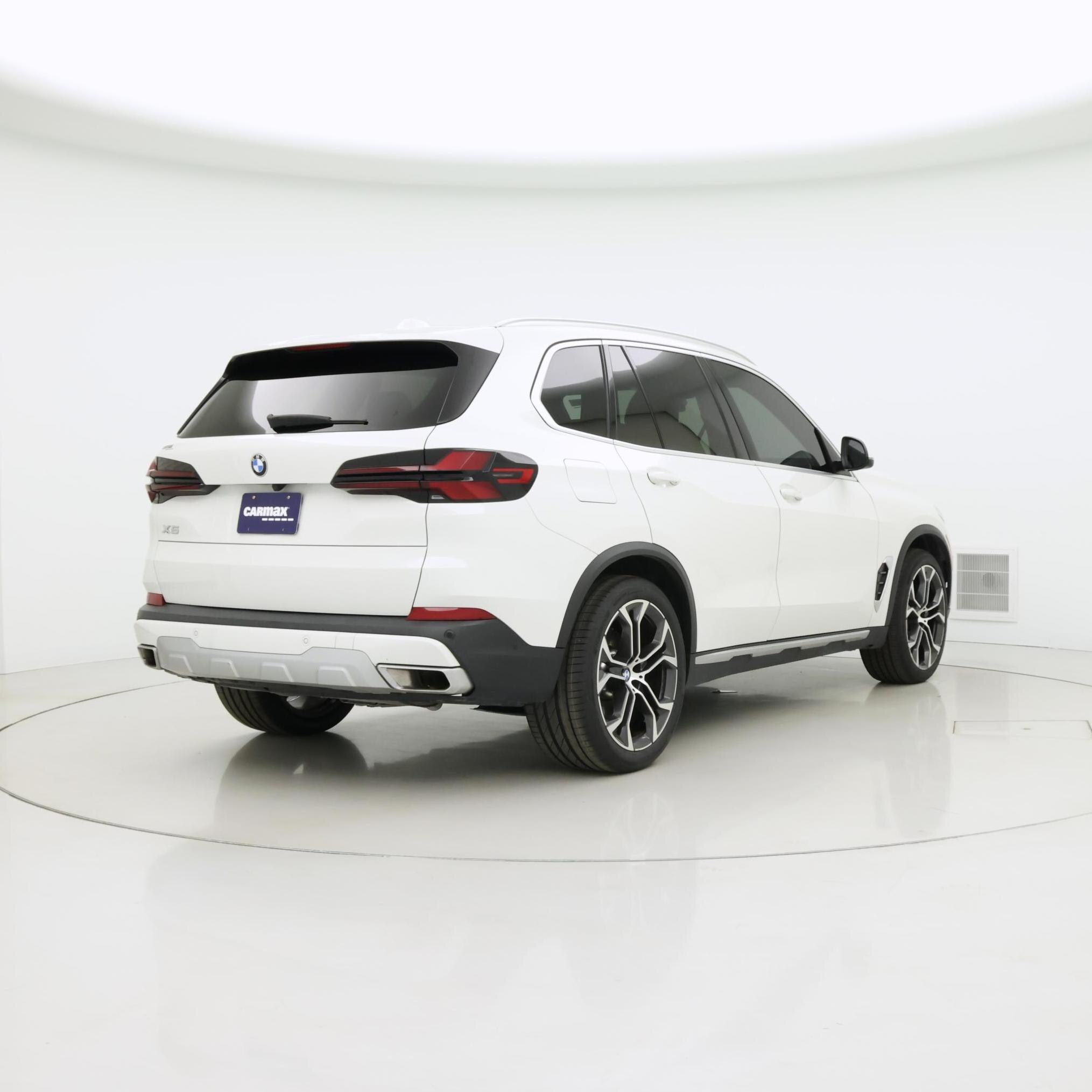 Thumbnail: 2024 BMW X5 - 8