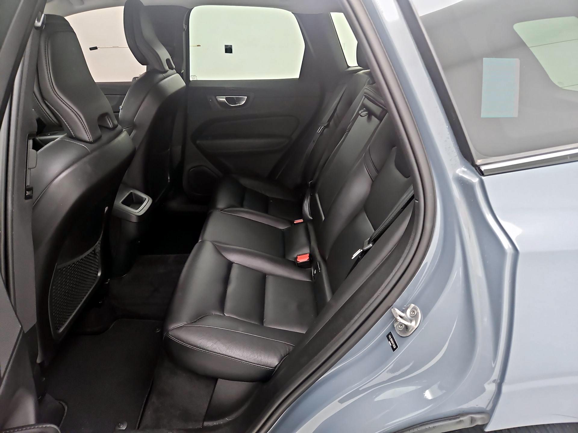 Thumbnail: 2024 Volvo XC60 - 20