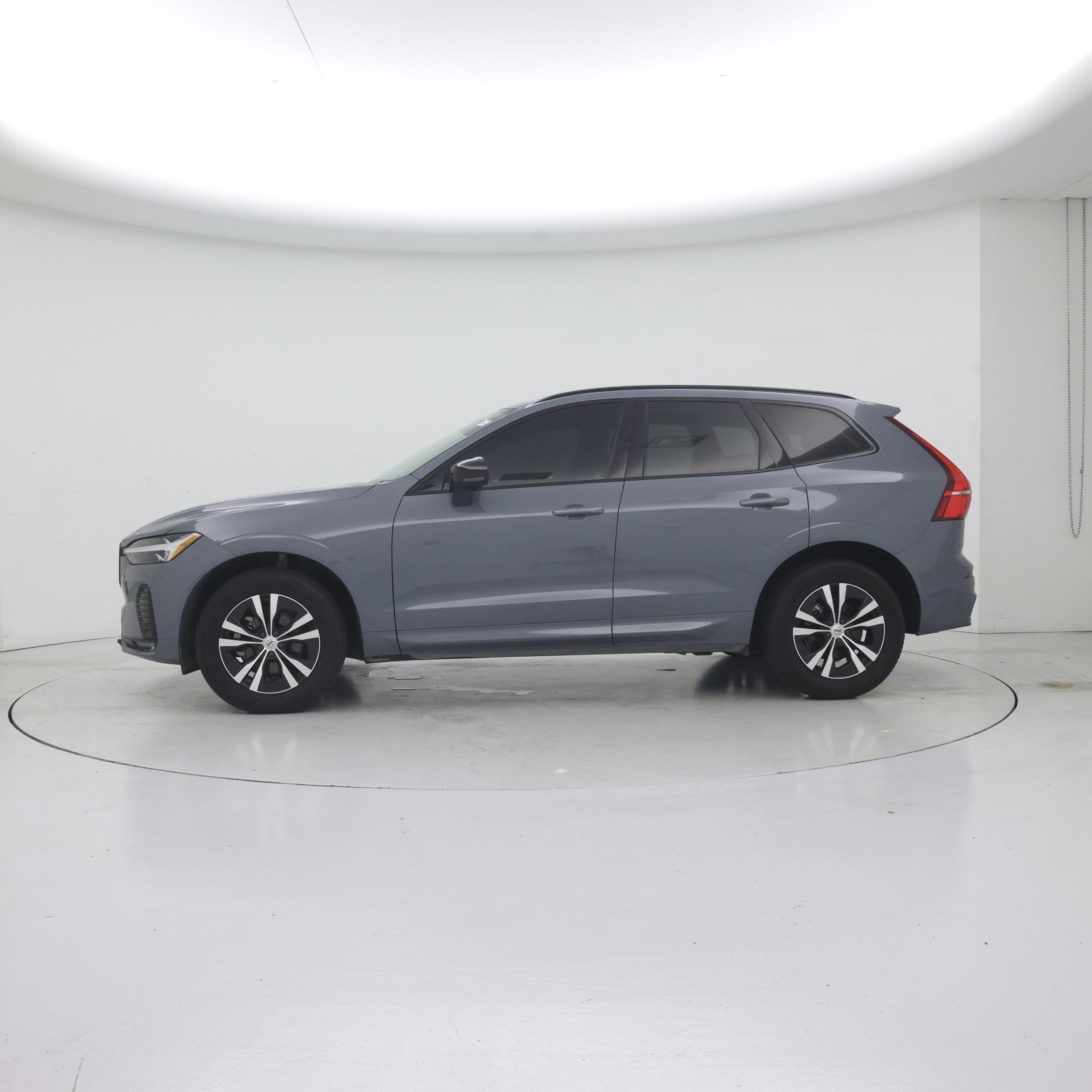Thumbnail: 2024 Volvo XC60 - 3