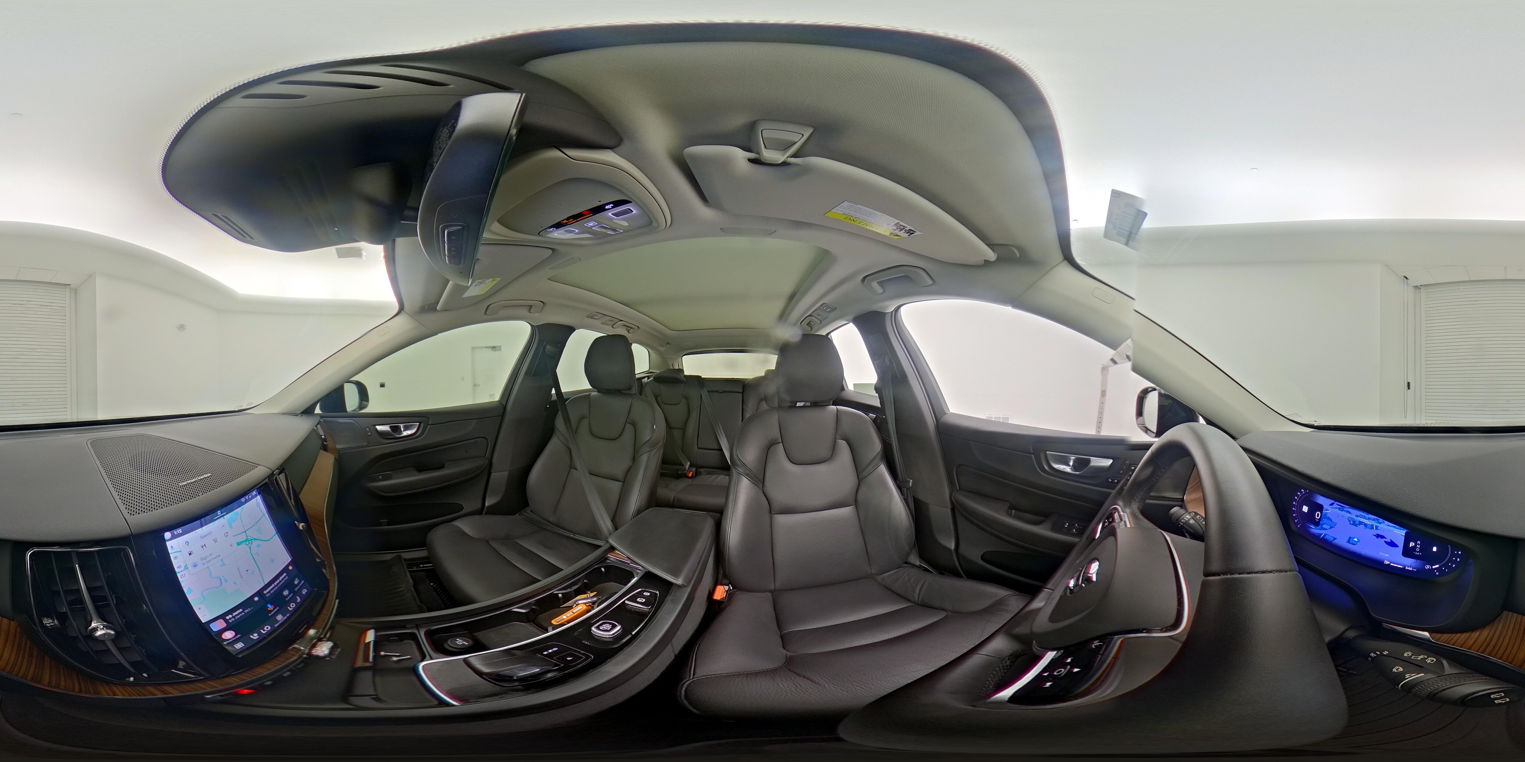 2024 Volvo XC60 Plus - Photo 26