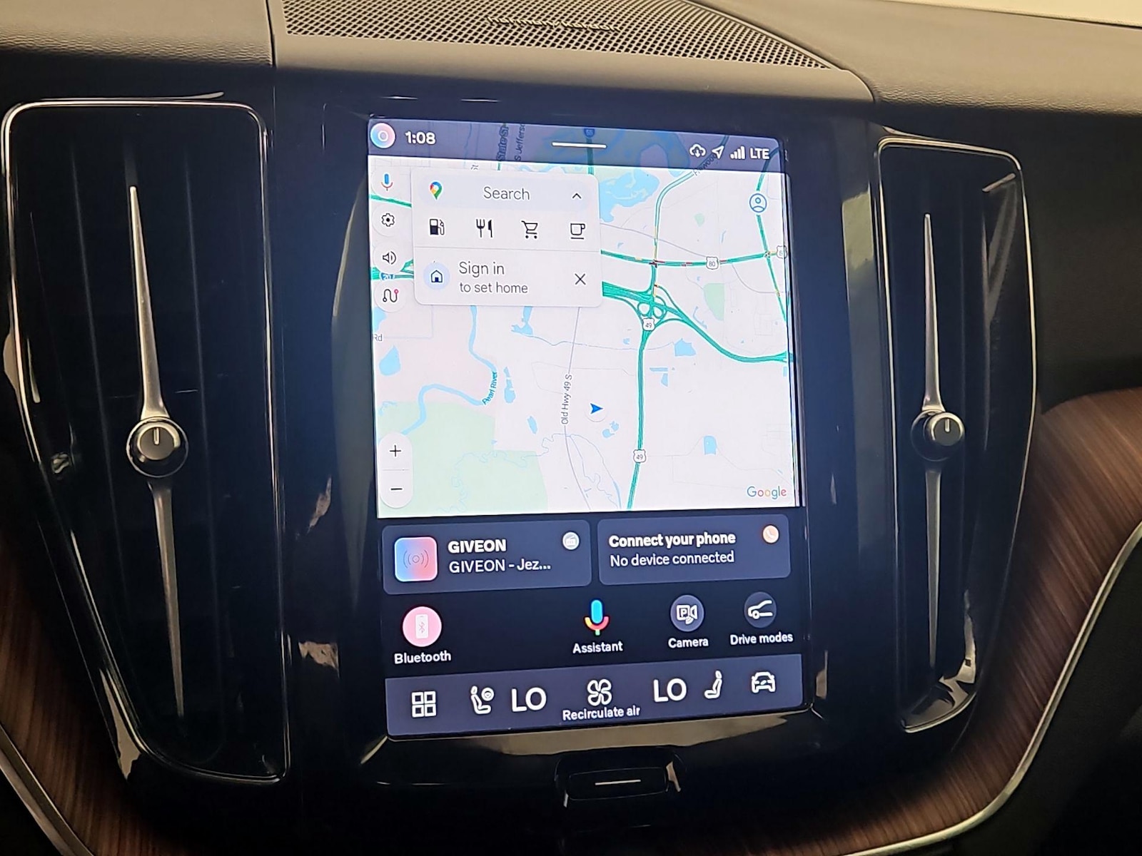 2024 Volvo XC60 Plus - Photo 15
