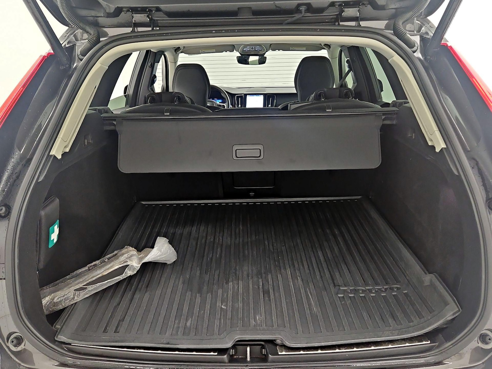 2024 Volvo XC60 Plus - Photo 23