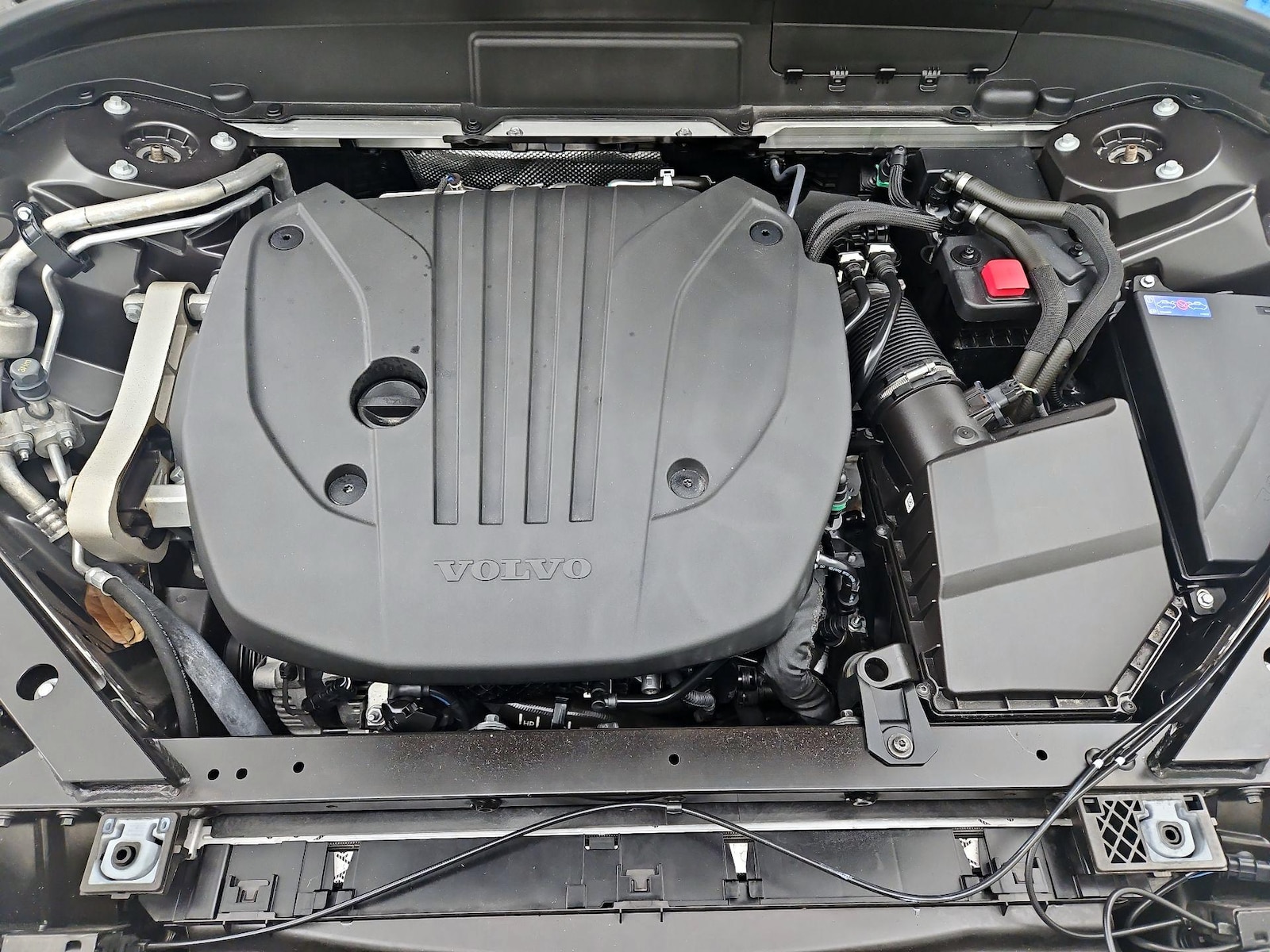2024 Volvo XC60 Plus - Photo 24