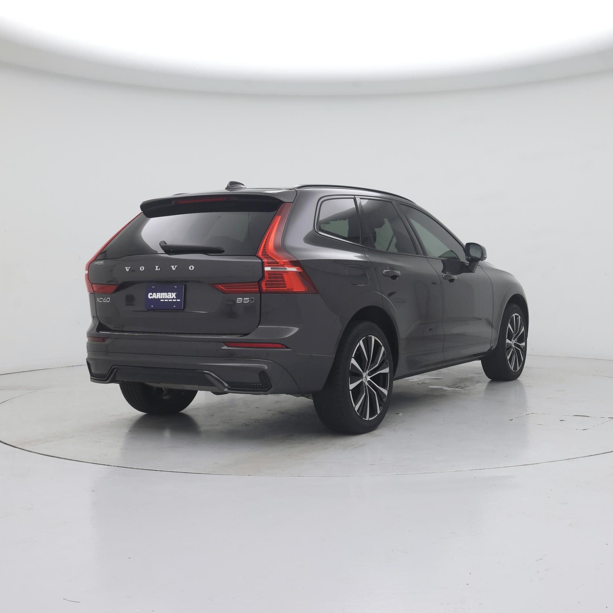 Thumbnail: 2024 Volvo XC60 - 8