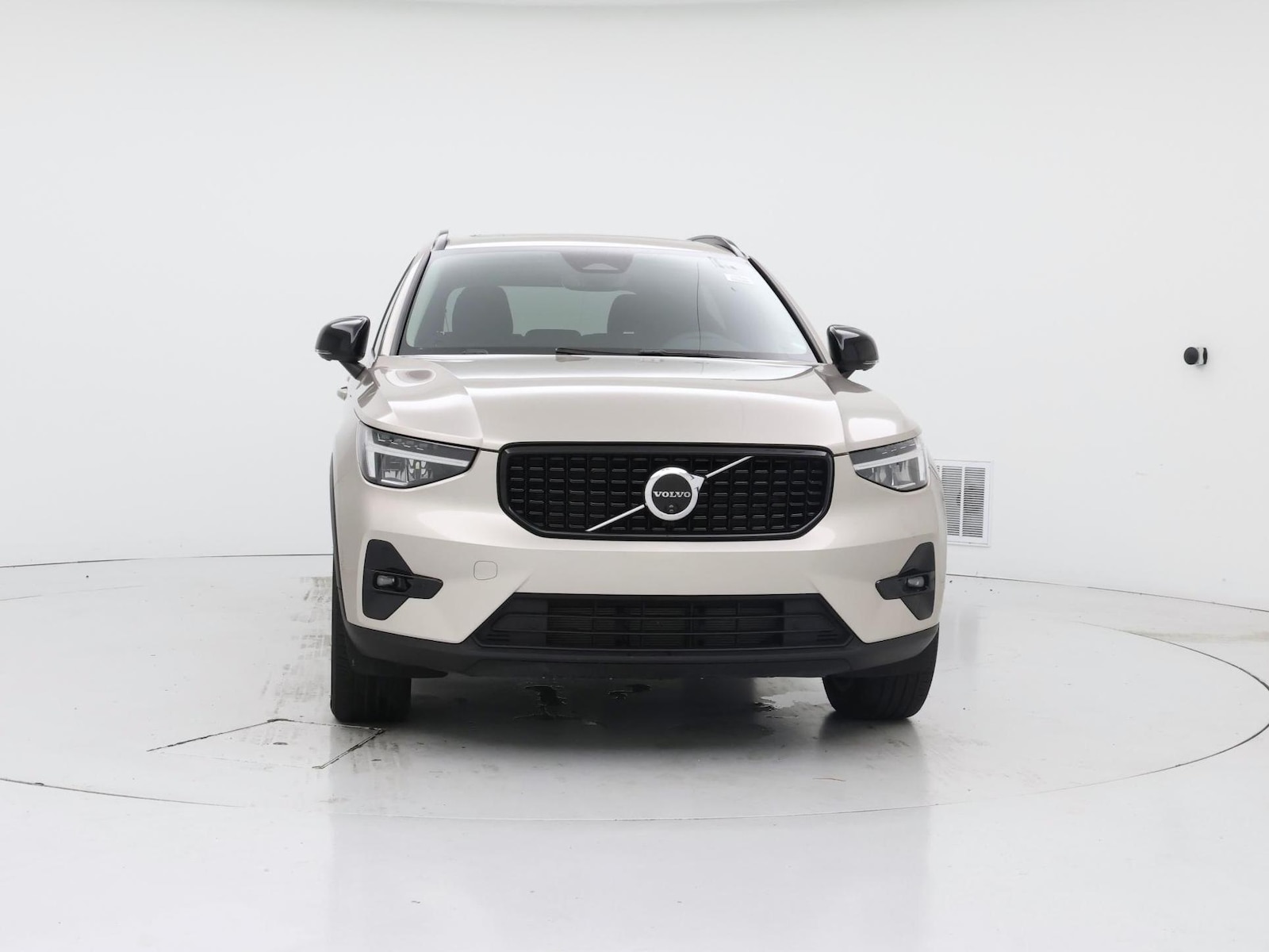 2024 Volvo XC40 Plus - Photo 6