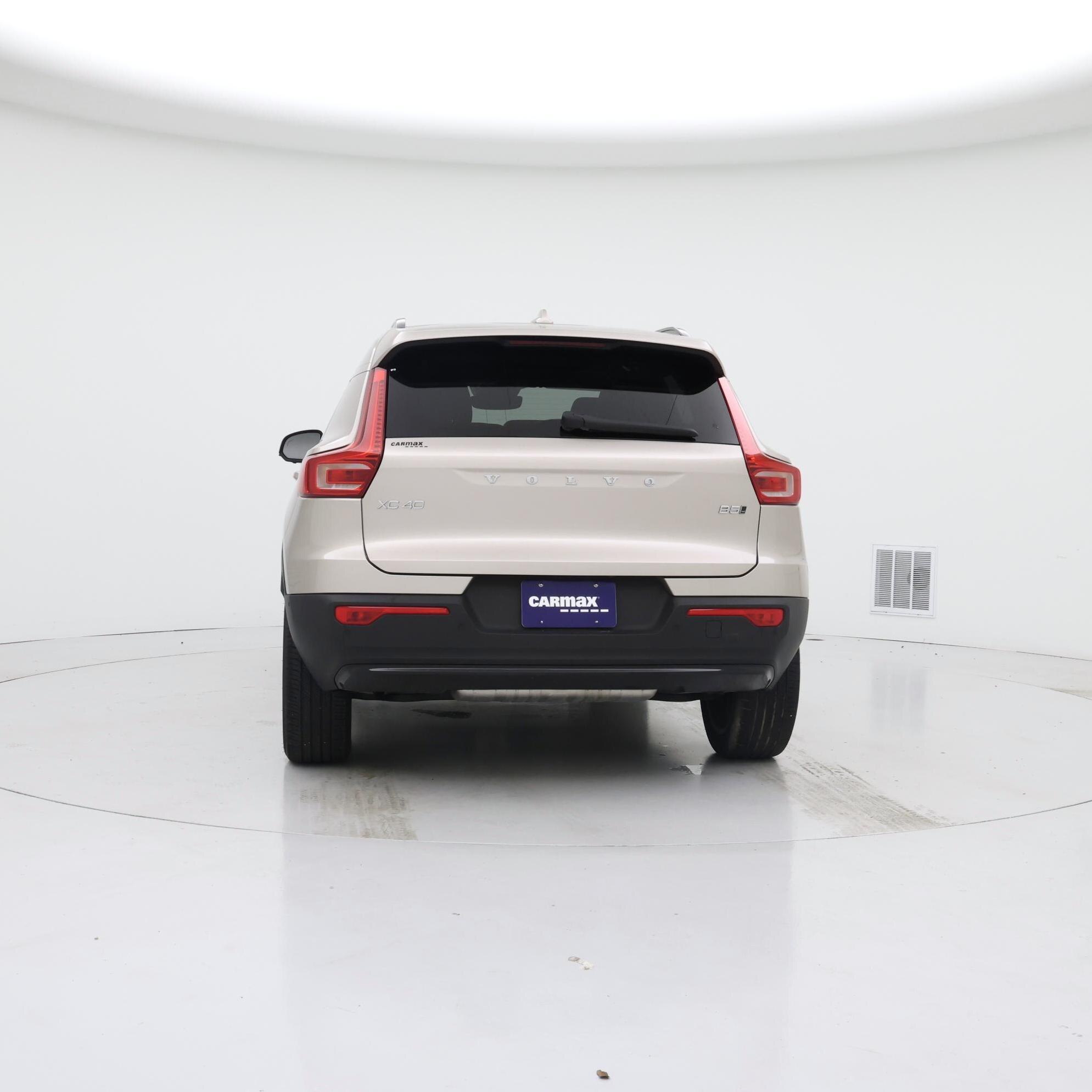Thumbnail: 2024 Volvo XC40 - 6